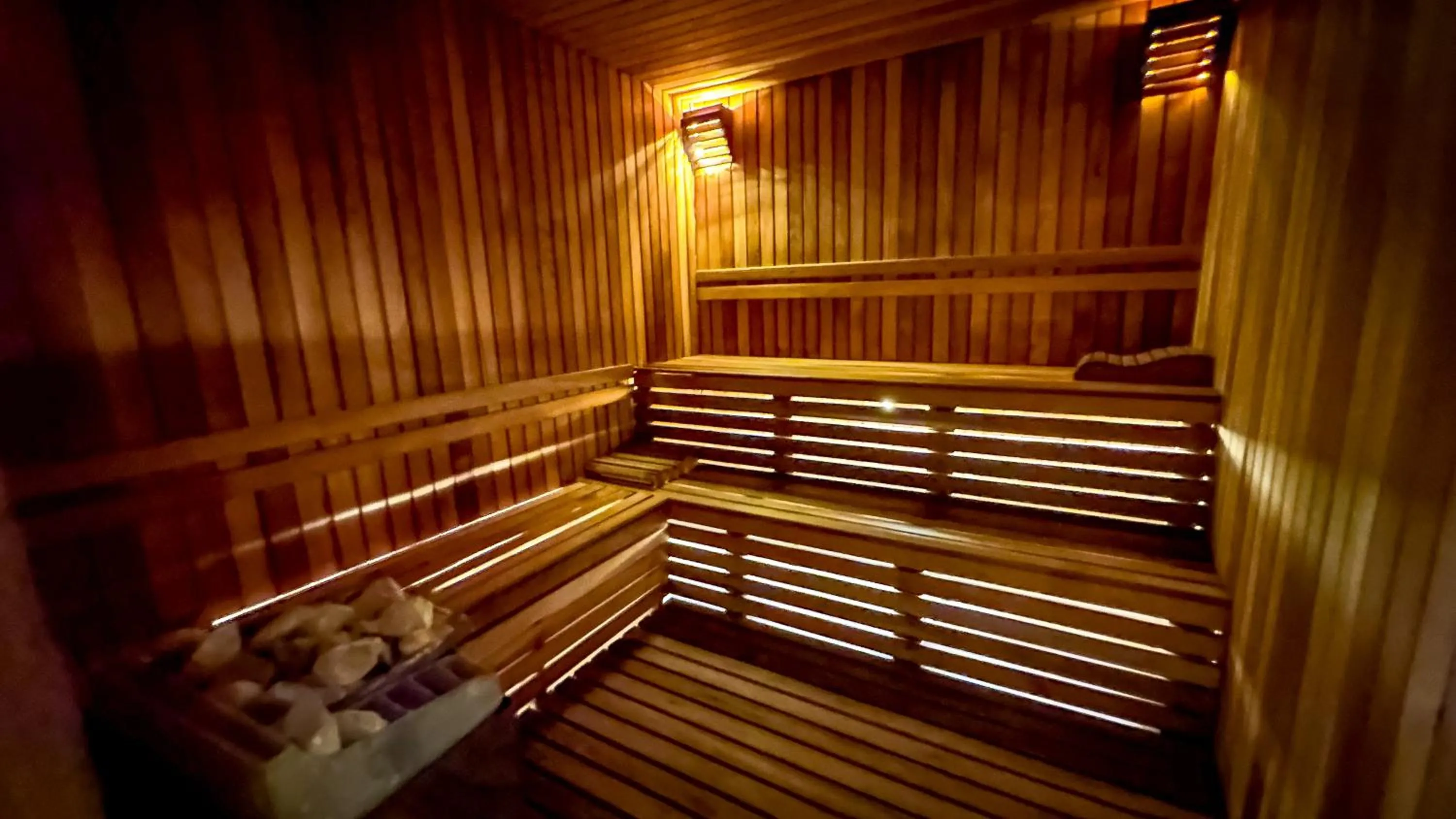 Sauna in Prenses Sealine Beach Hotel
