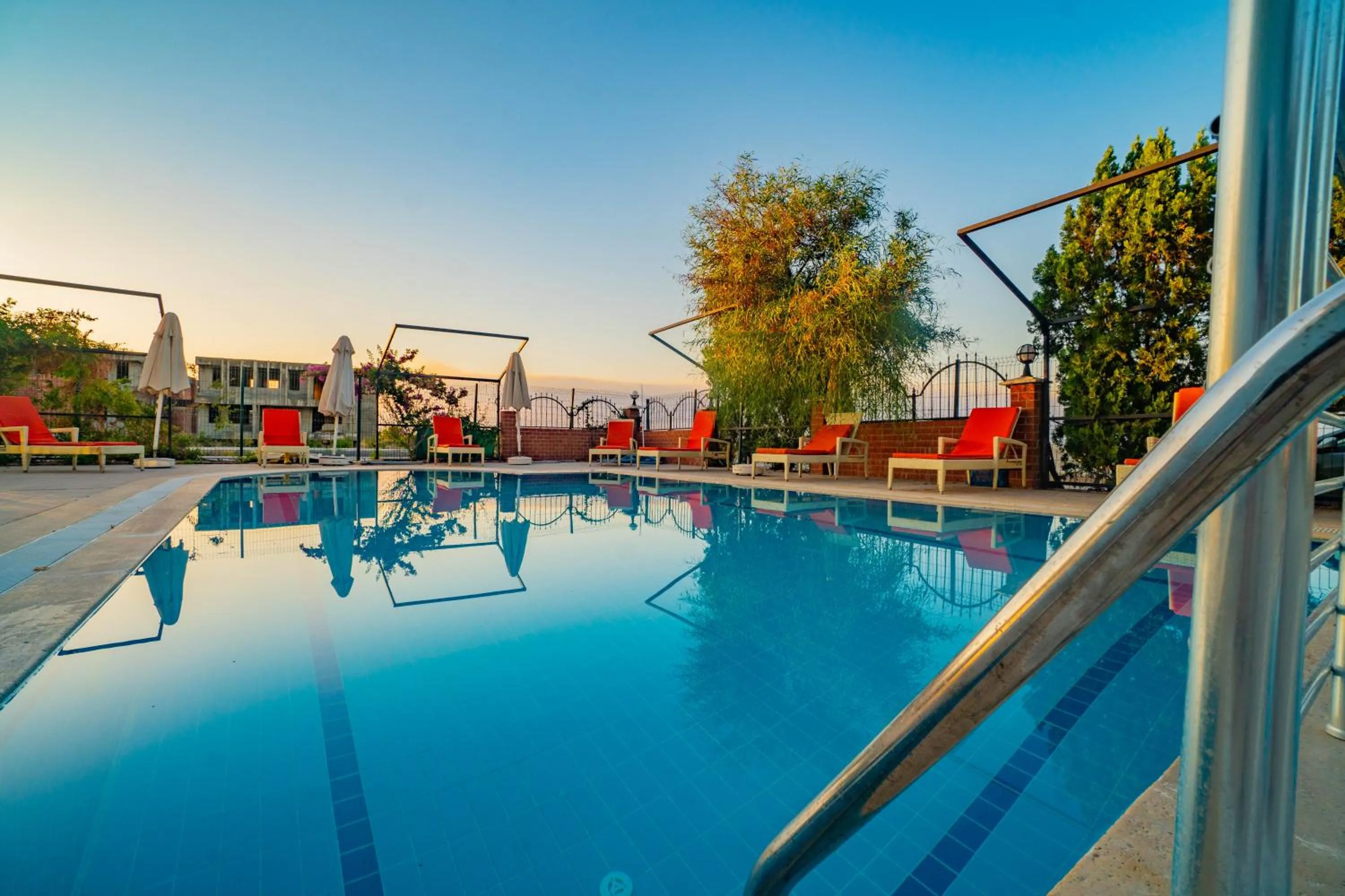 Day in Prenses Sealine Beach Hotel