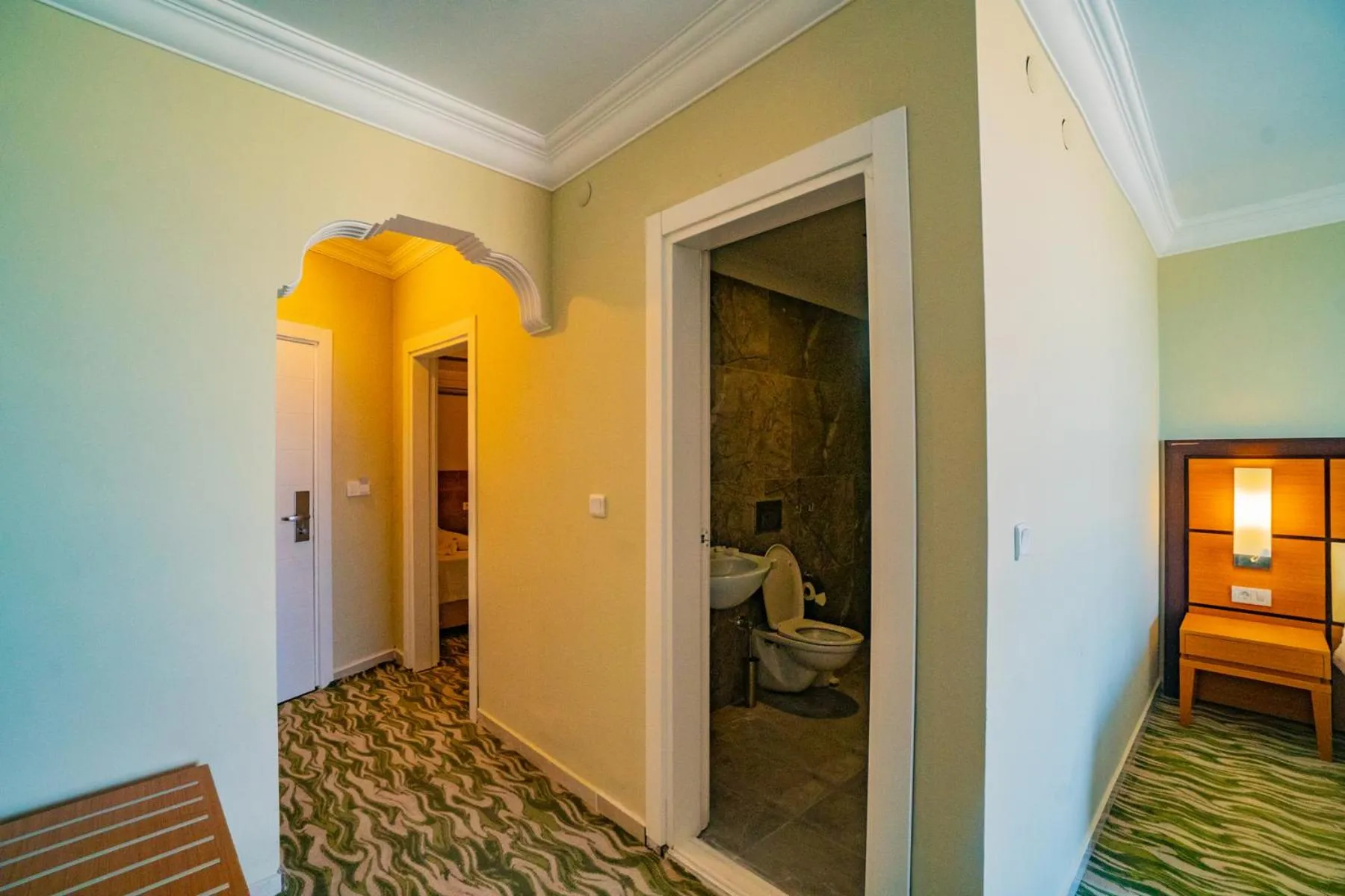 Toilet in Prenses Sealine Beach Hotel