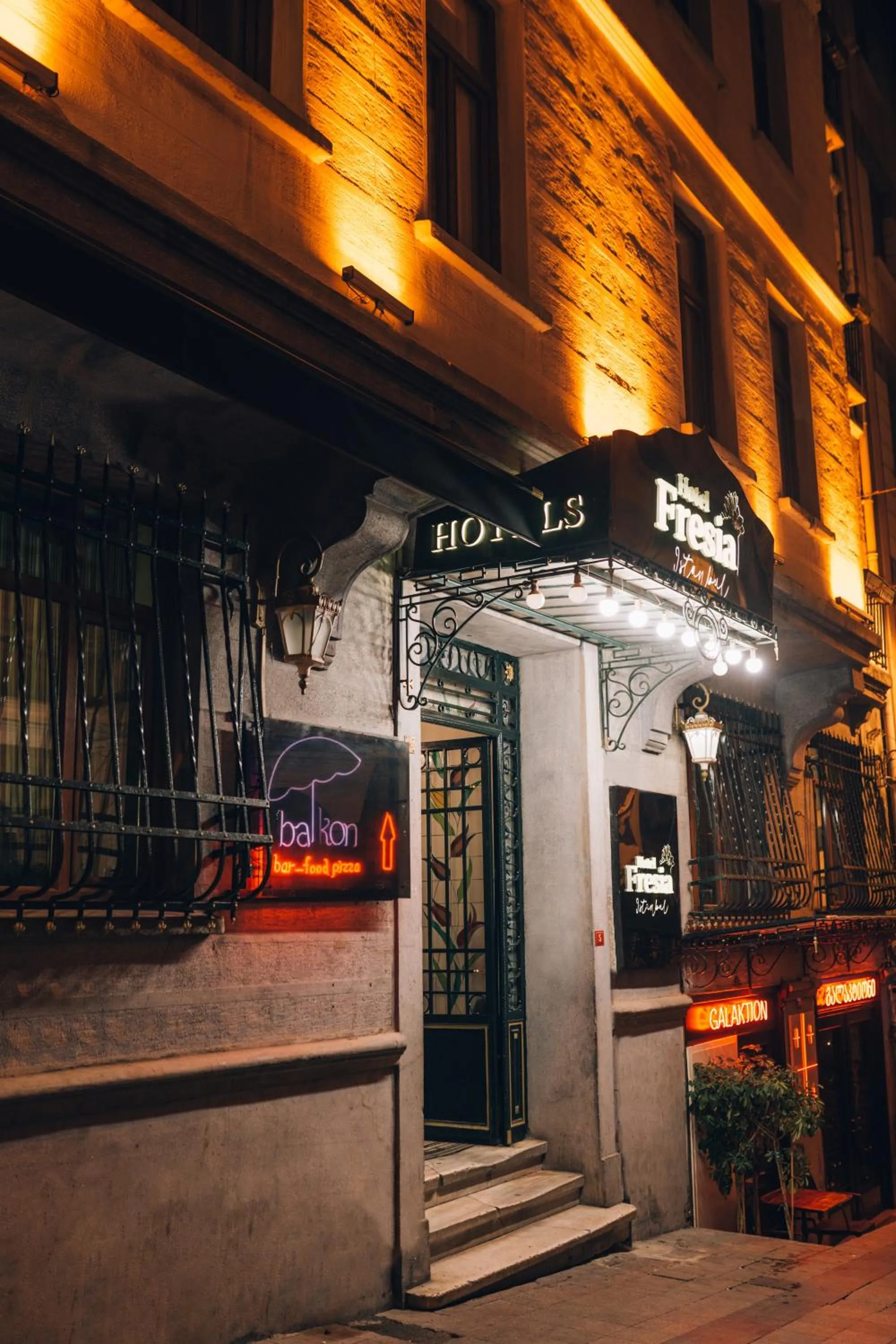 Property building in Hotel Fresia Istanbul