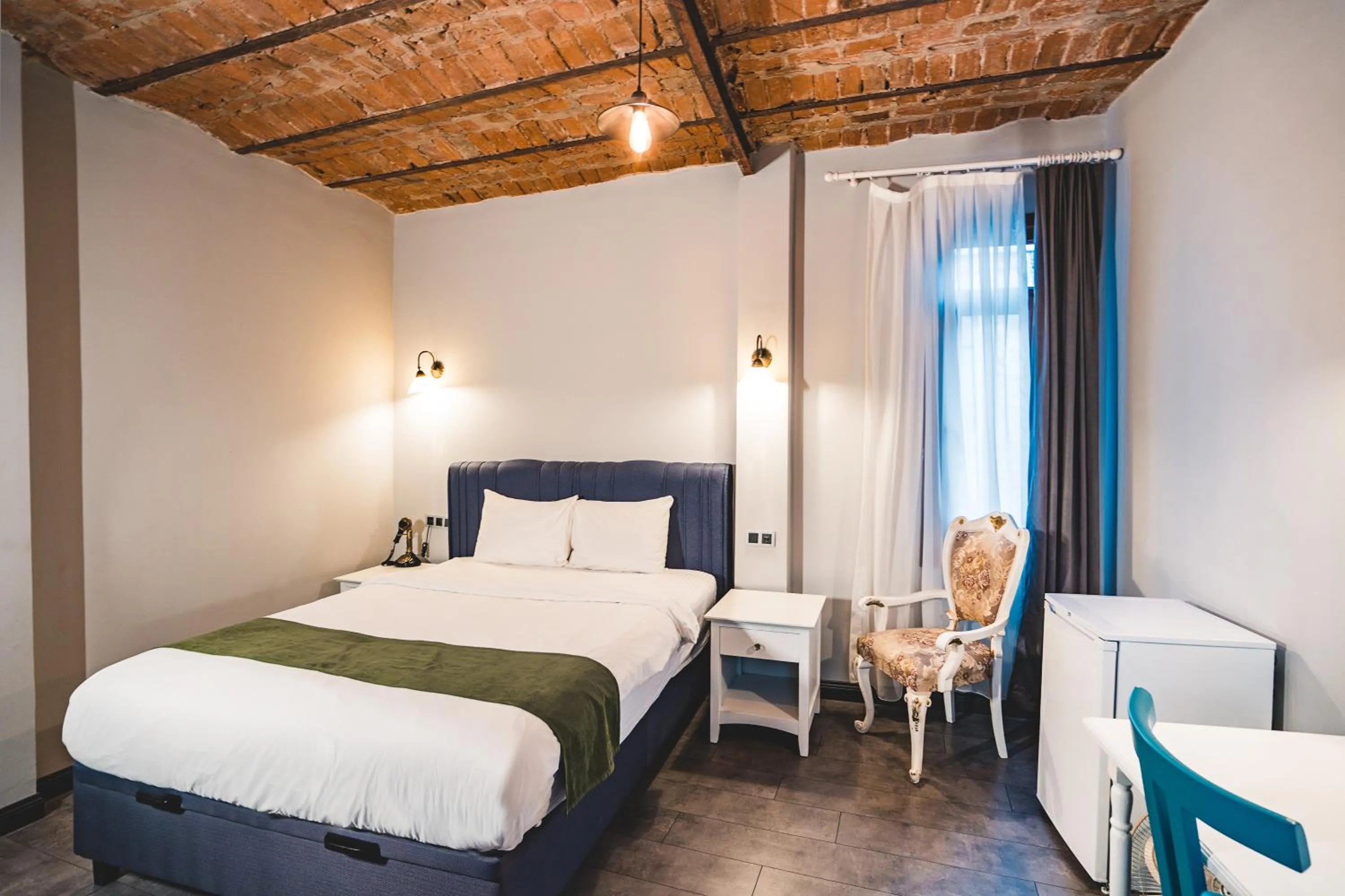 Bed in Hotel Fresia Istanbul