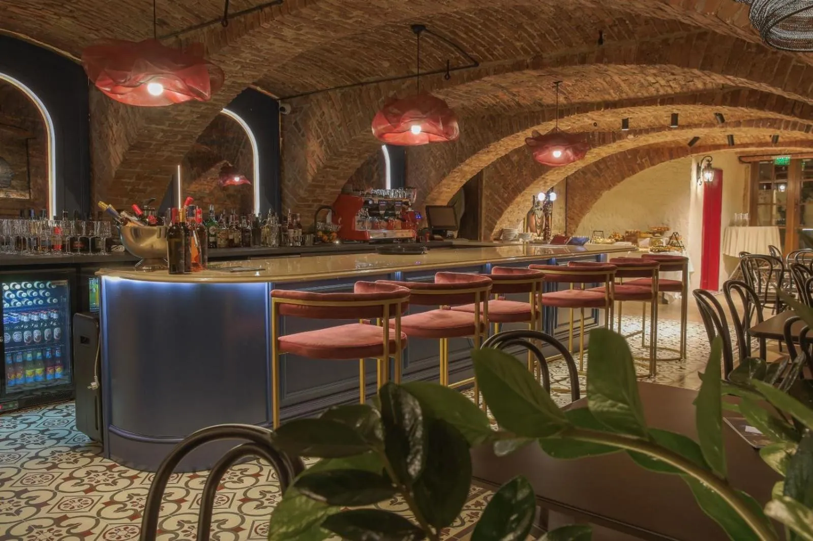 Restaurant/places to eat in La Fontaine