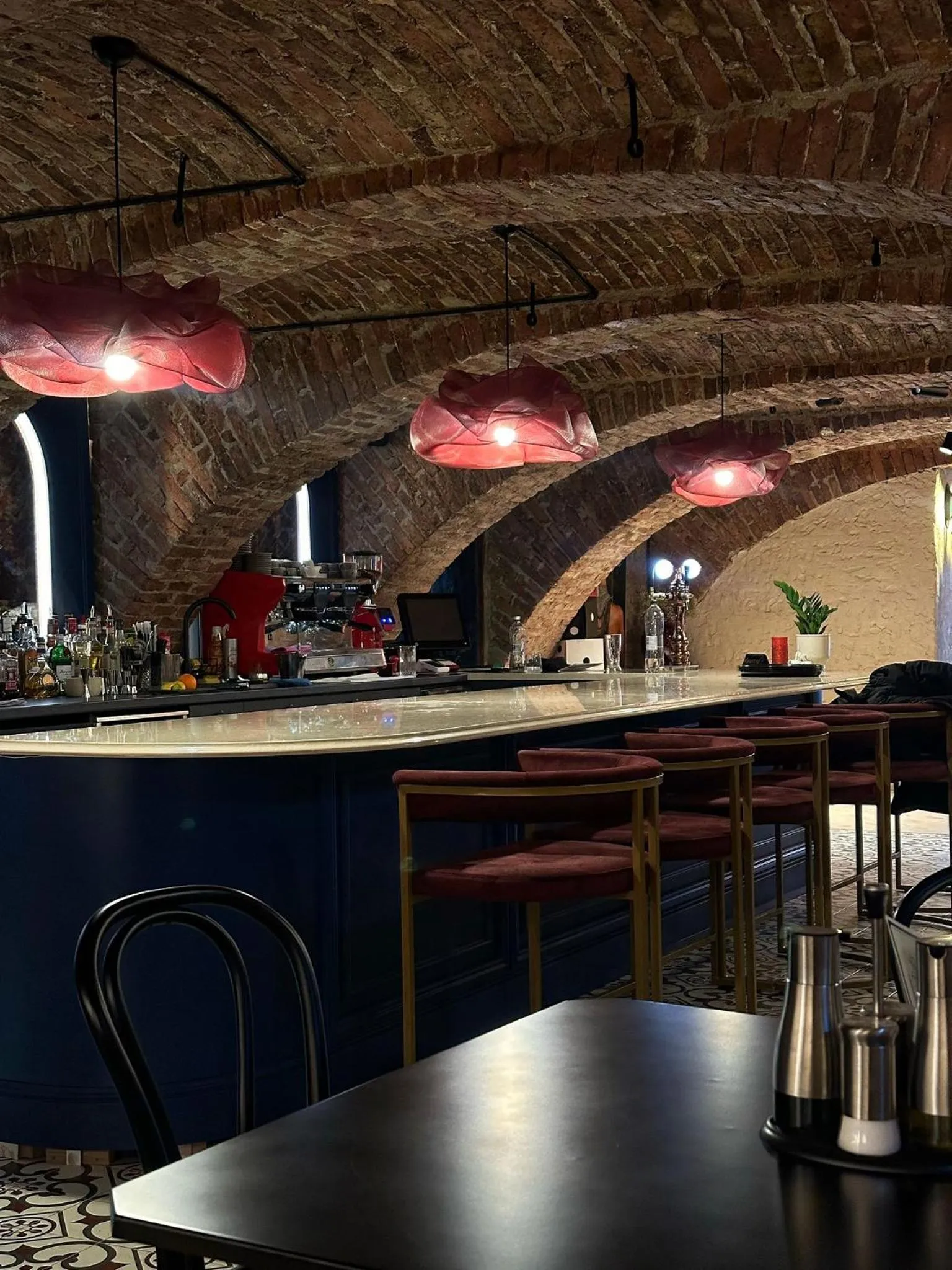 Restaurant/places to eat in La Fontaine