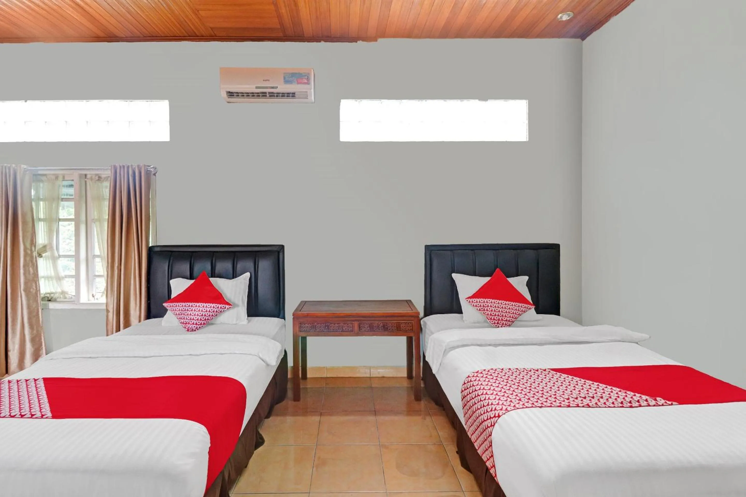 Bedroom, Bed in OYO Life 11350O Hotel R Cantika Syariah
