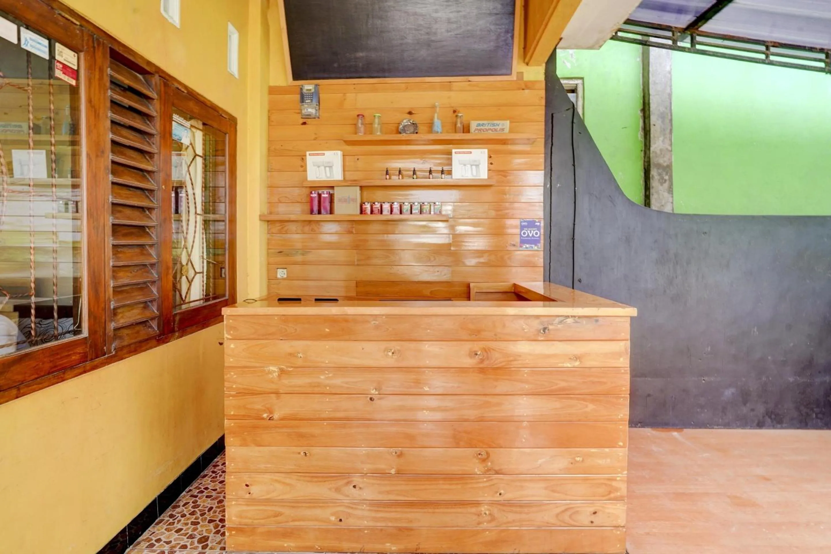 Lobby or reception in Hotel O Wisma Al-fahmi Syariah