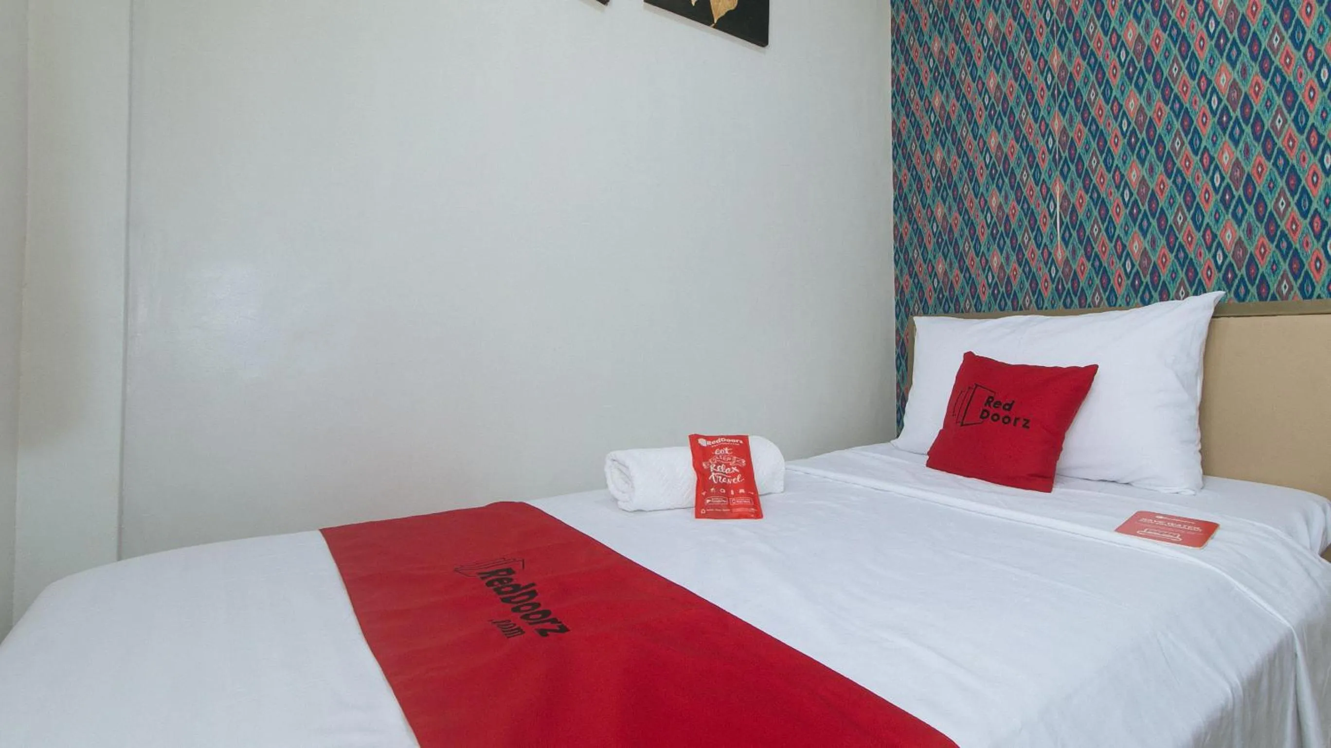 Bed in RedDoorz Hostel @ St. Paul Village LapuLapu