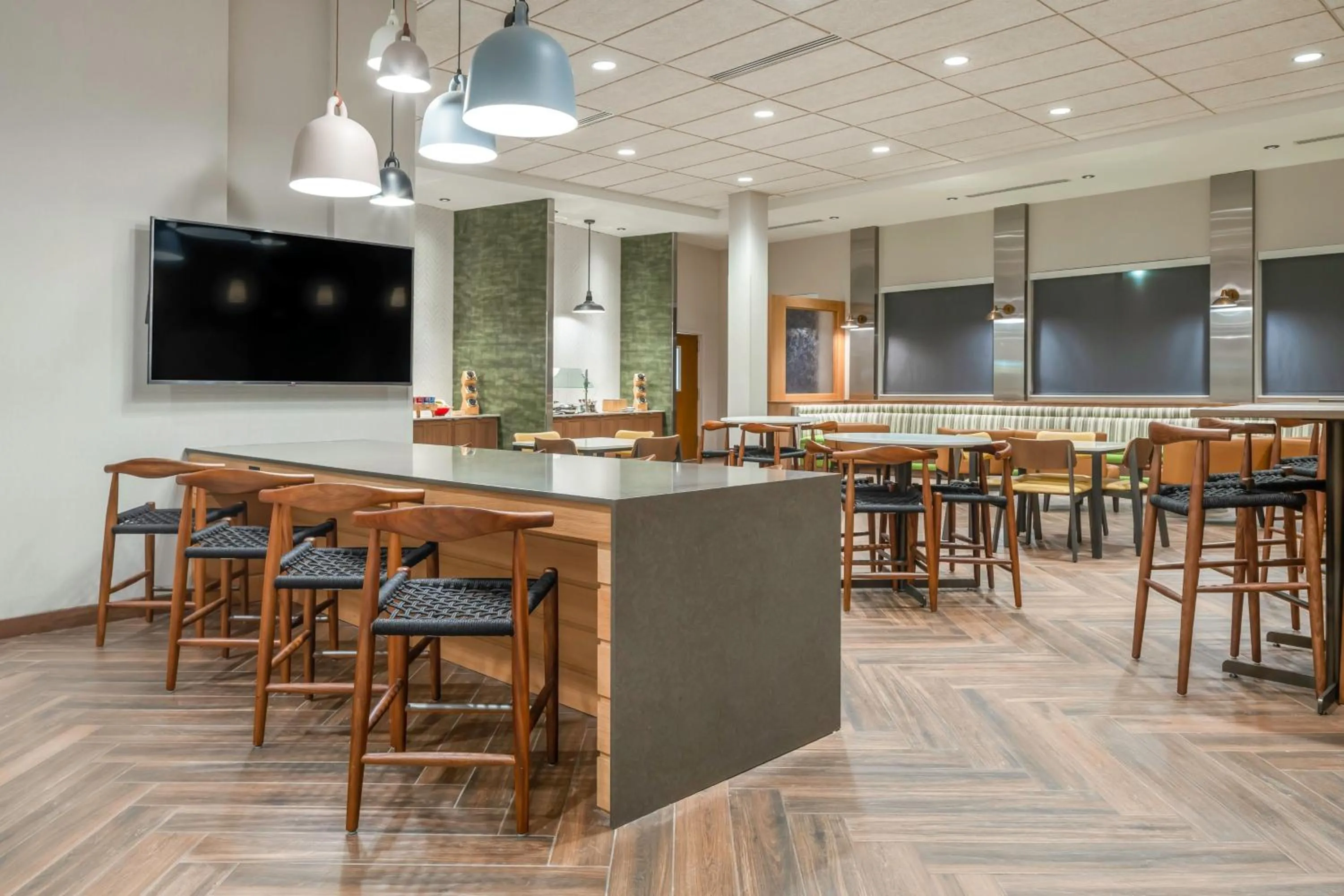 Breakfast in Fairfield by Marriott Inn & Suites Kansas City North, Gladstone