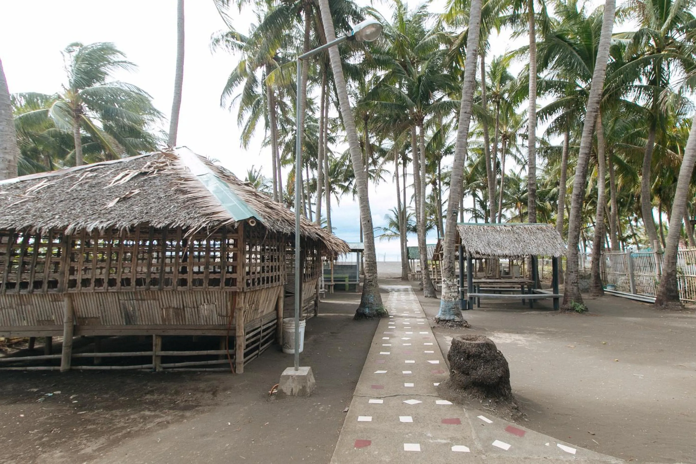 Beach in RedDoorz at Royal Grande Beach Resort Batangas