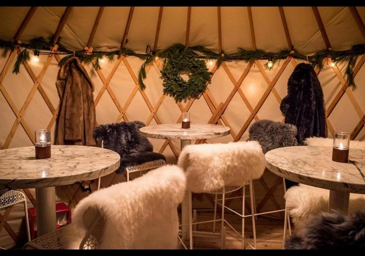 Restaurant/places to eat in The Standard - East Village