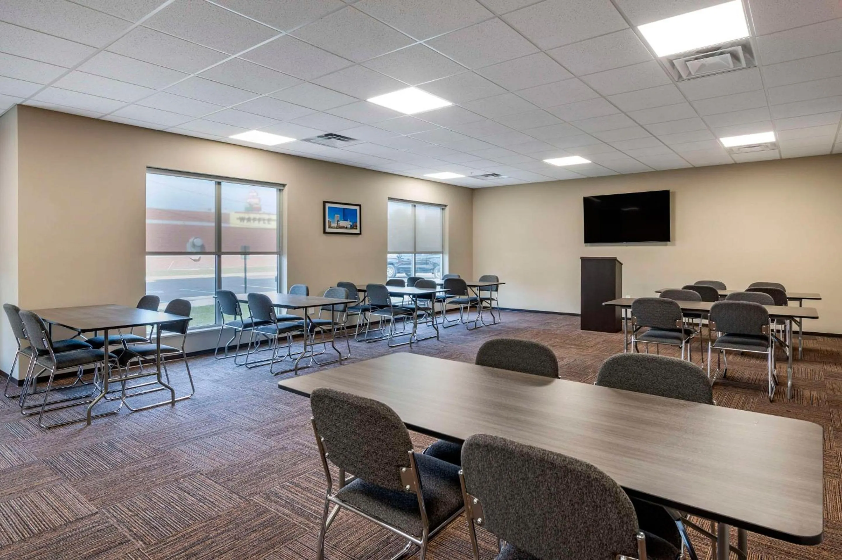 Meeting/conference room in MainStay Suites Georgetown Lexington North