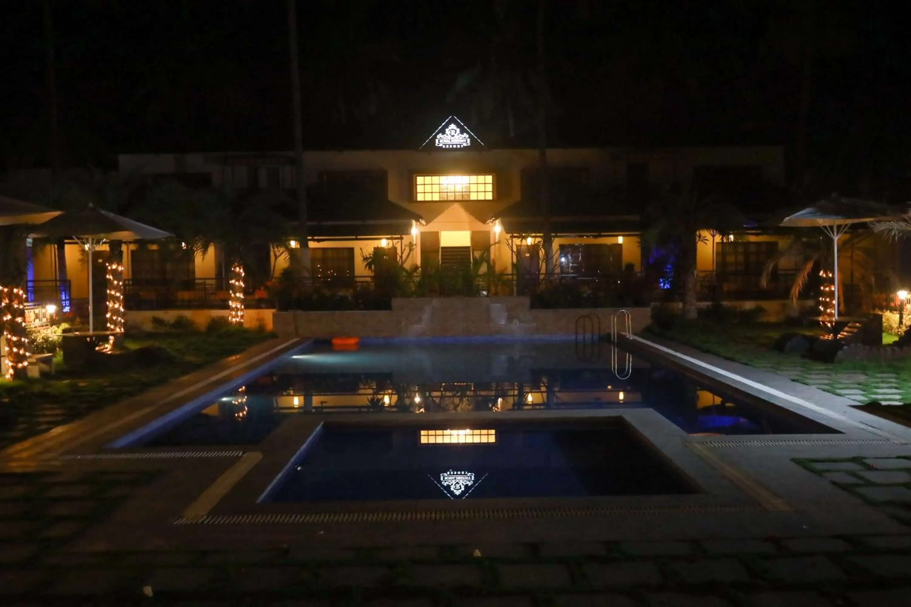 Swimming pool in Royal Destiny Resort