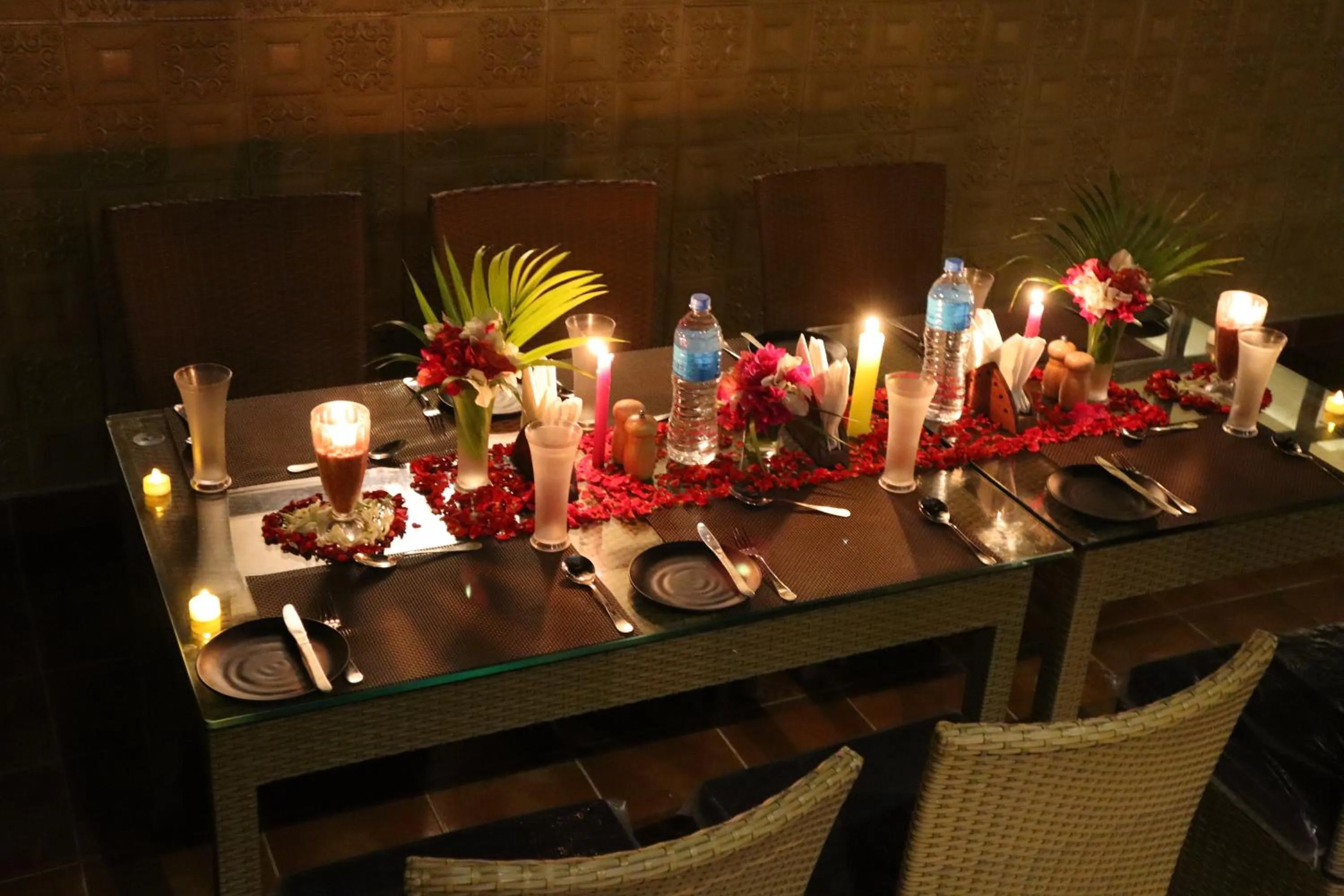 Restaurant/places to eat in Royal Destiny Resort