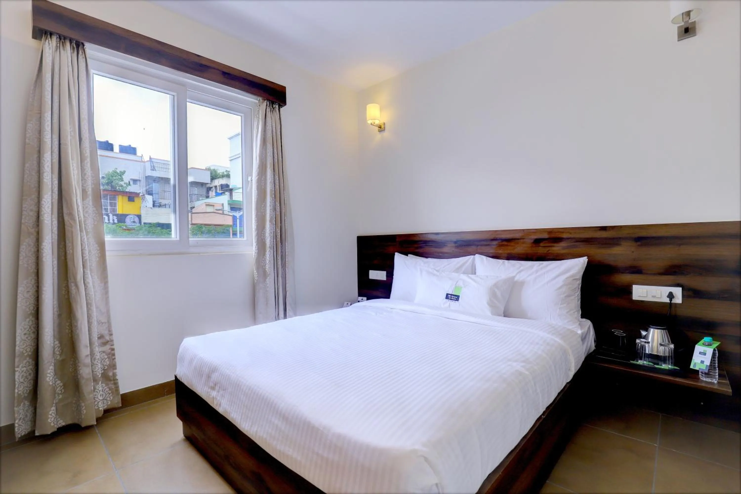 Bedroom, Bed in MySpace Express GD Inn