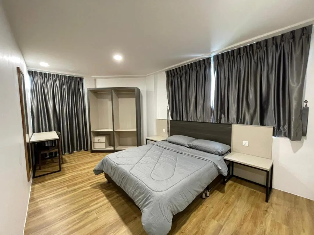 Bedroom, Bed in CA Homestay