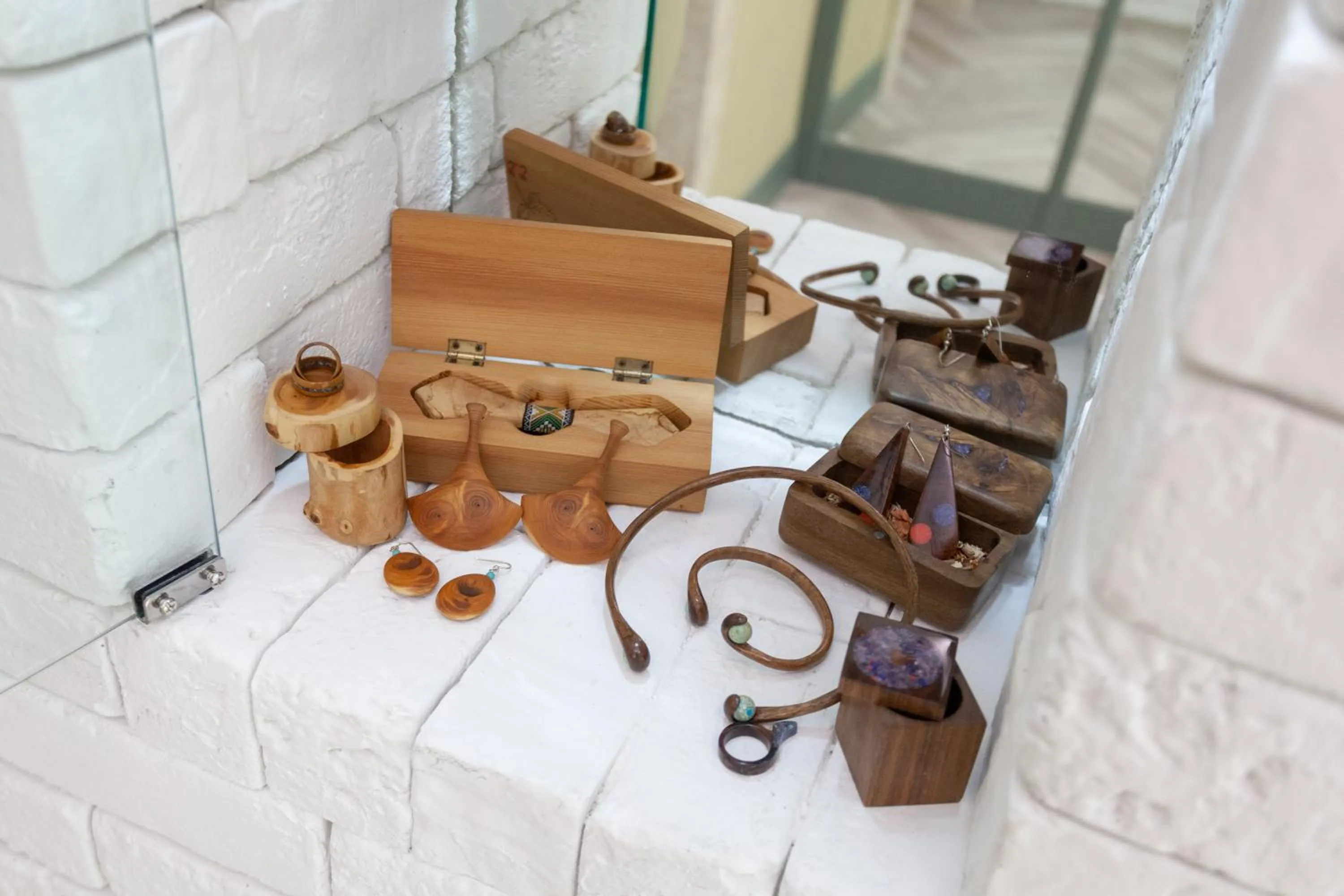 Property building in Hotel Old Wall