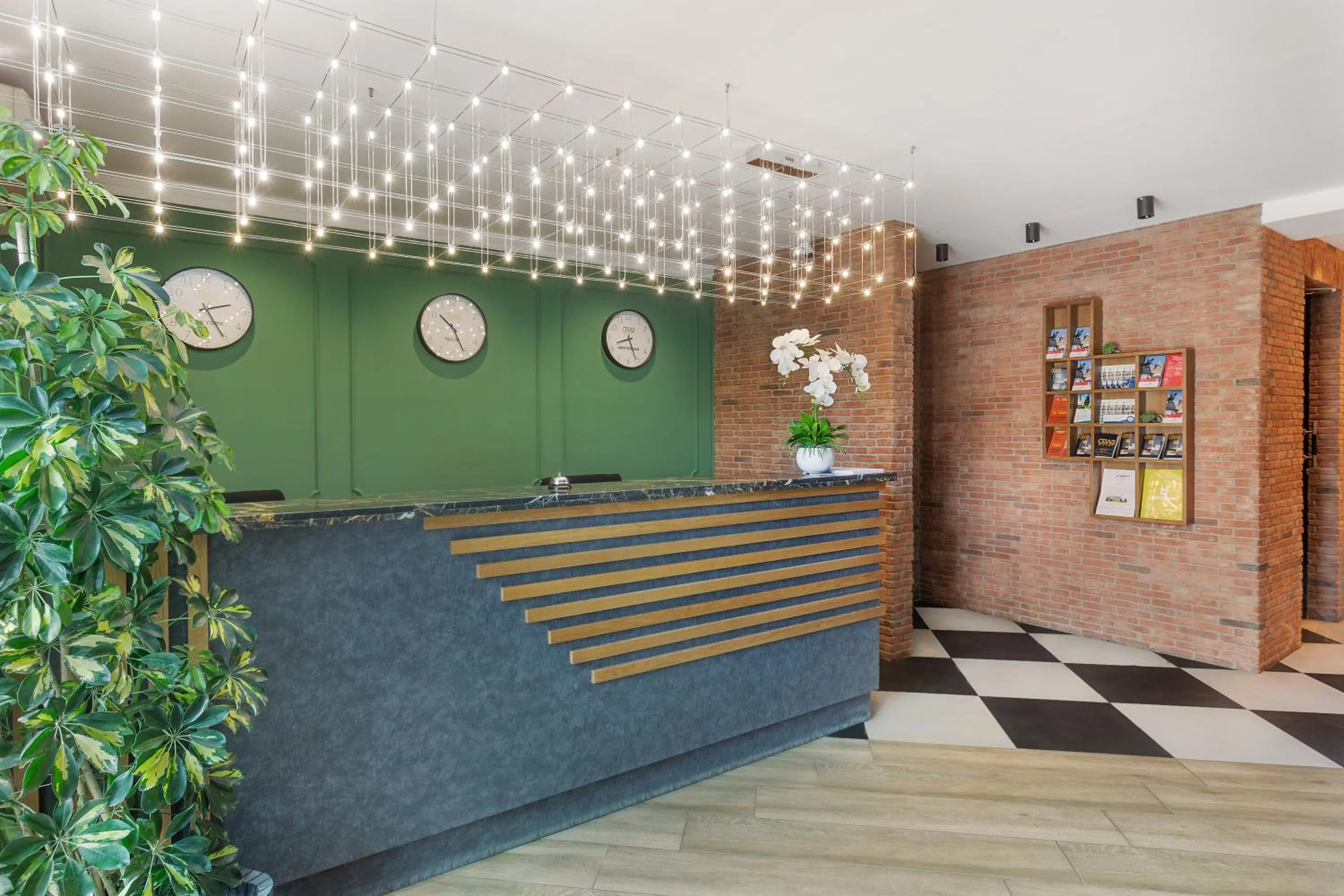 Property building in Hotel Old Wall