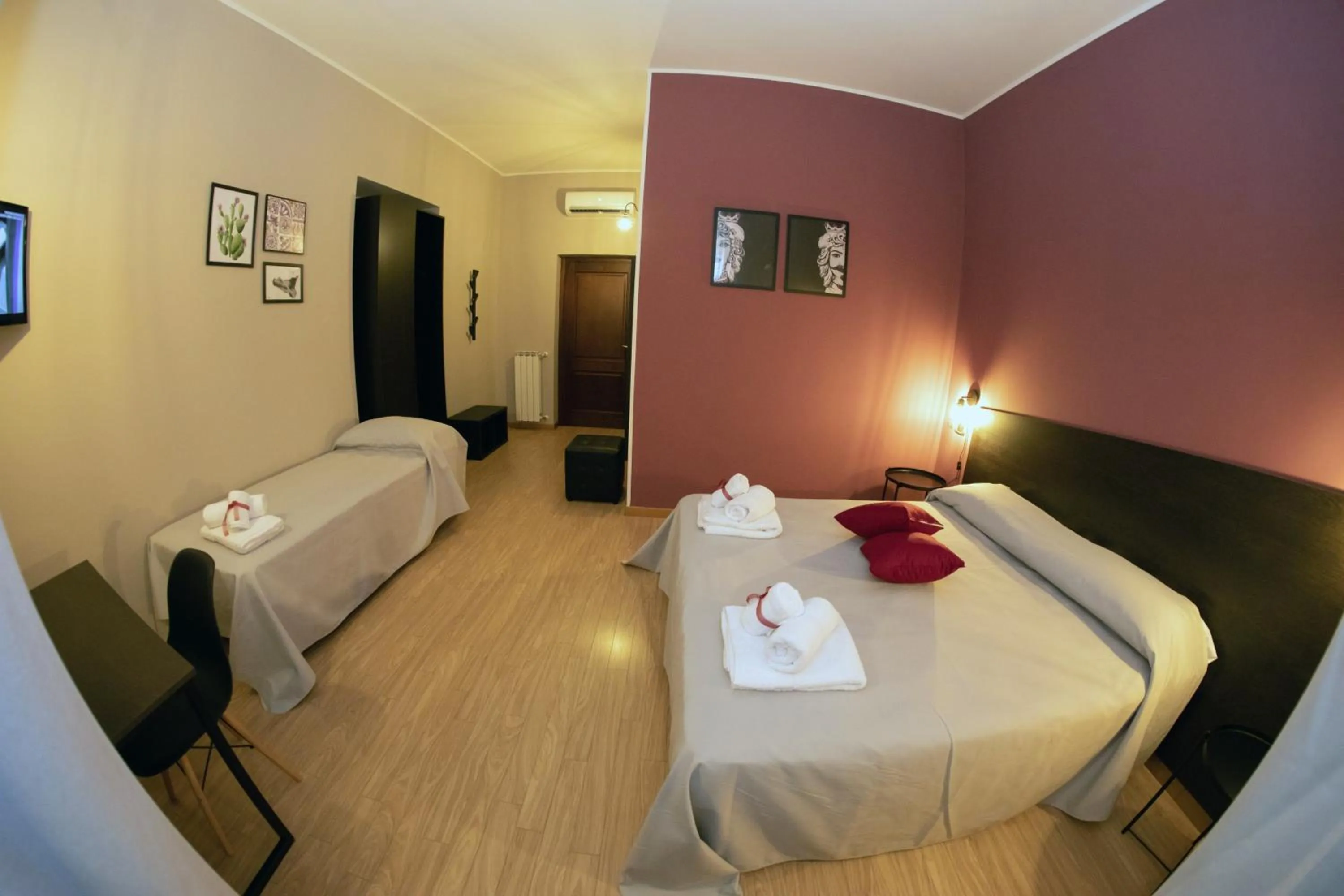 Bed in Hotel Marconi