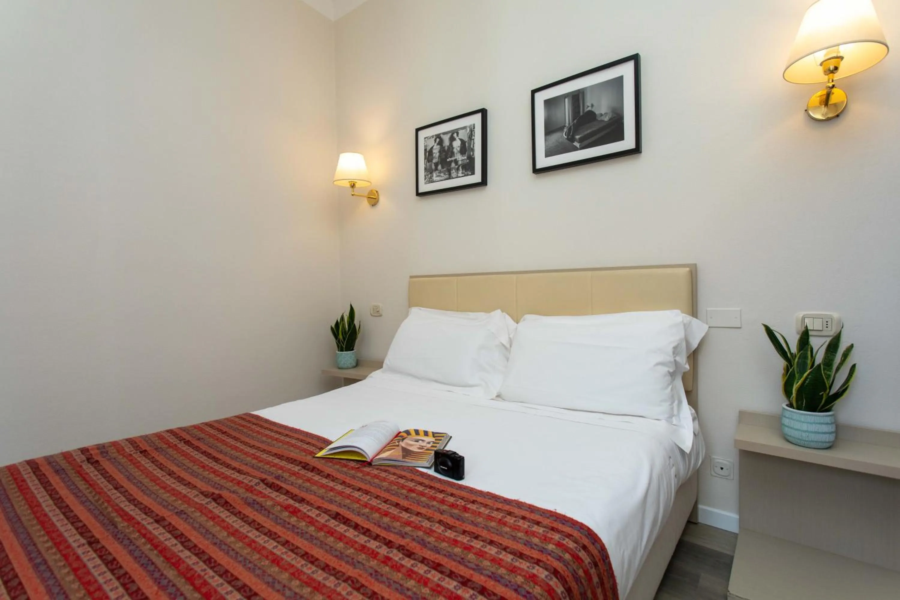 Bed in Hotel L'Aretino