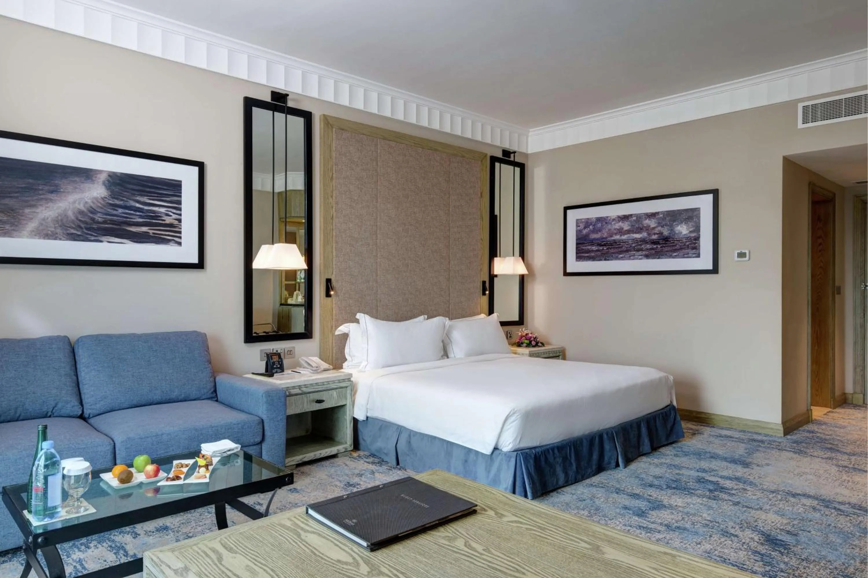 Bedroom, Bed in Hilton Salalah Resort