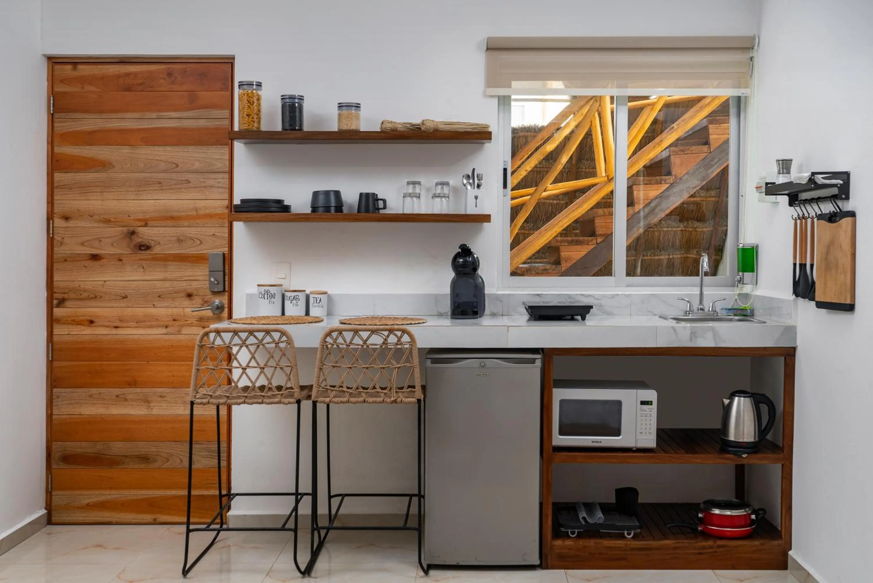 Coffee/tea facilities in Verandah Studios