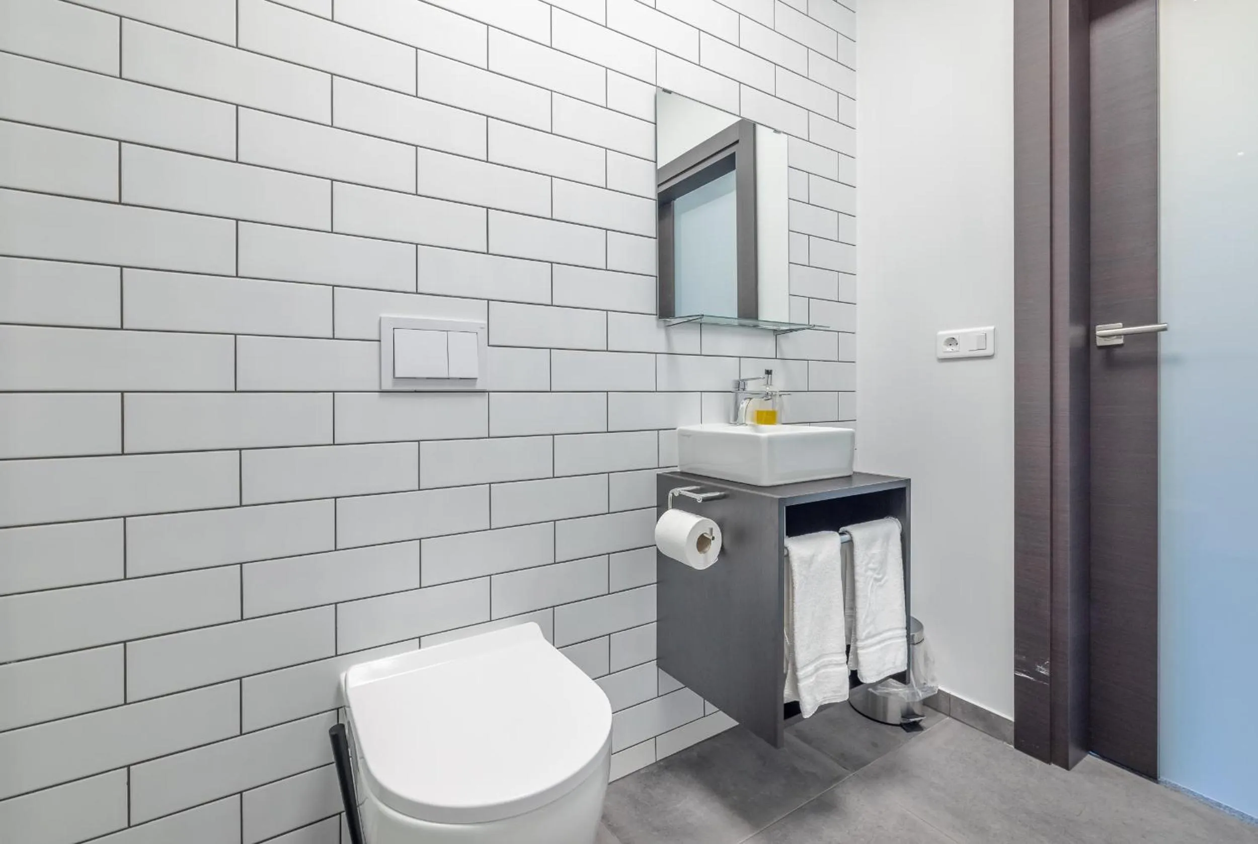 Bathroom in ABC Hotel by Reykjavik Keflavik Airport