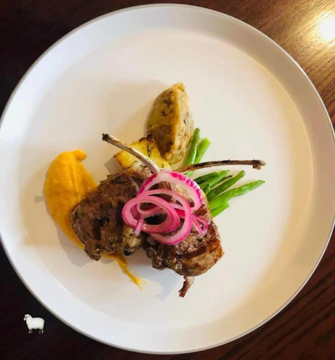 Food and drinks in The Shoulder at Hardstoft