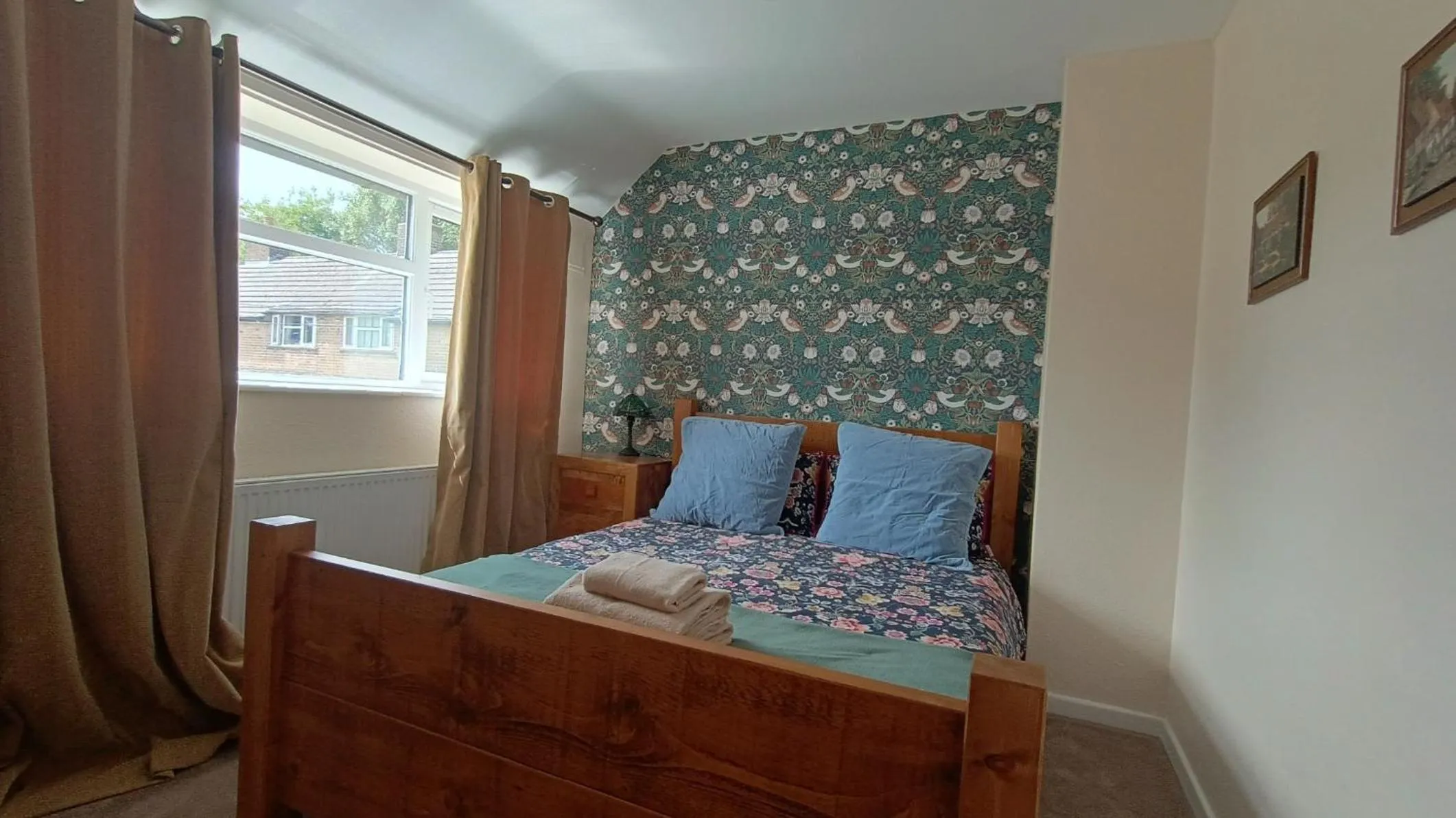 Bed in The Shoulder at Hardstoft