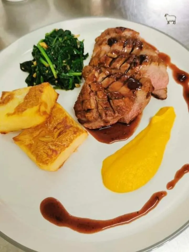 Food in The Shoulder at Hardstoft