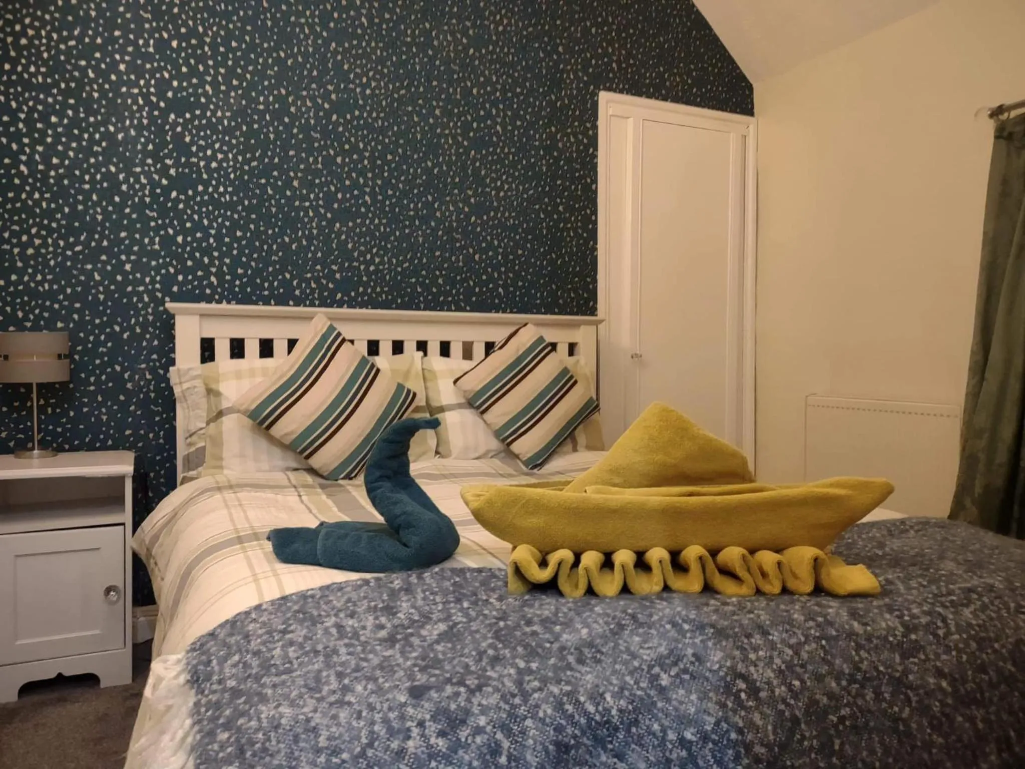 Bed in The Shoulder at Hardstoft