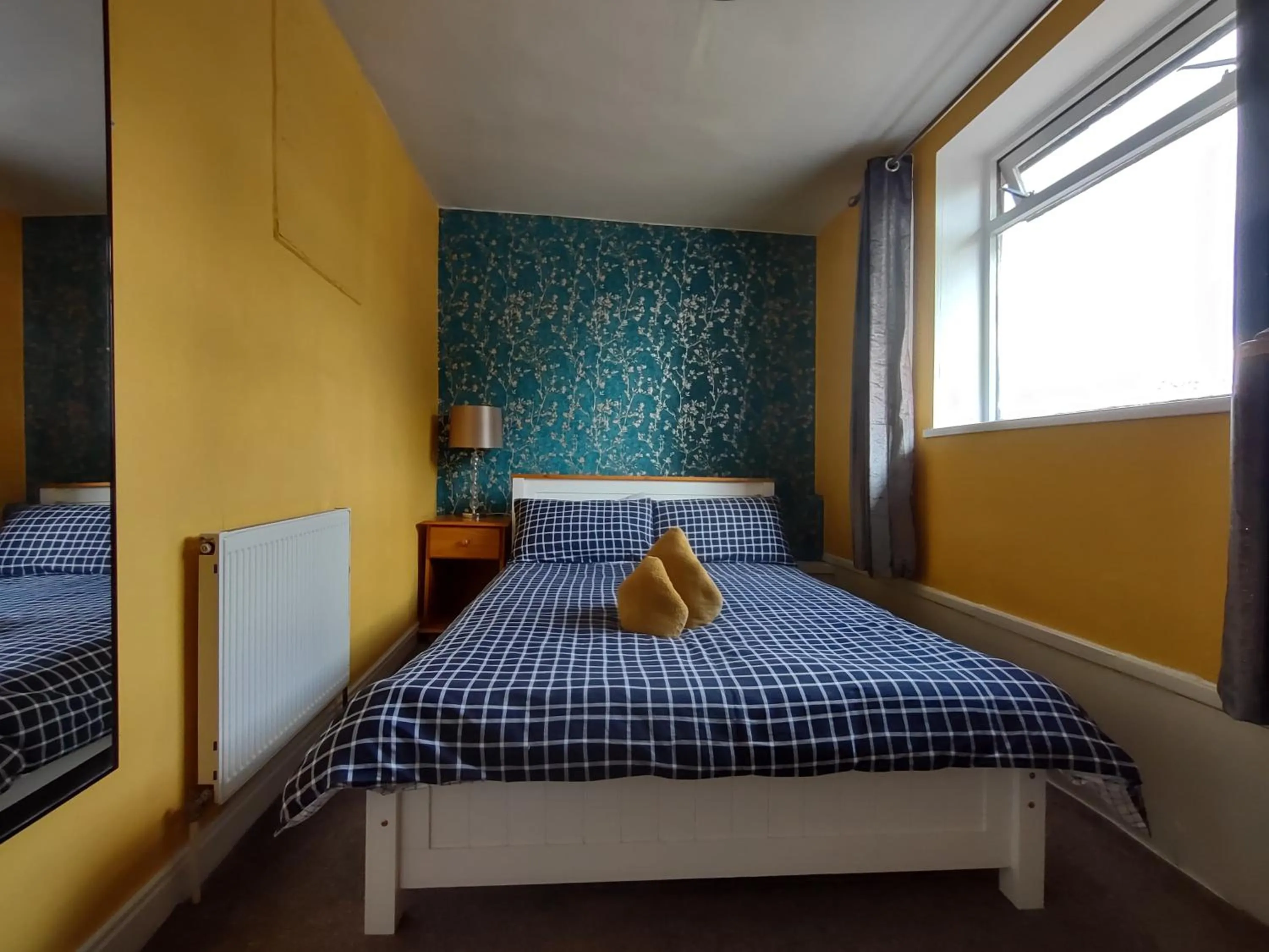 Bed in The Shoulder at Hardstoft