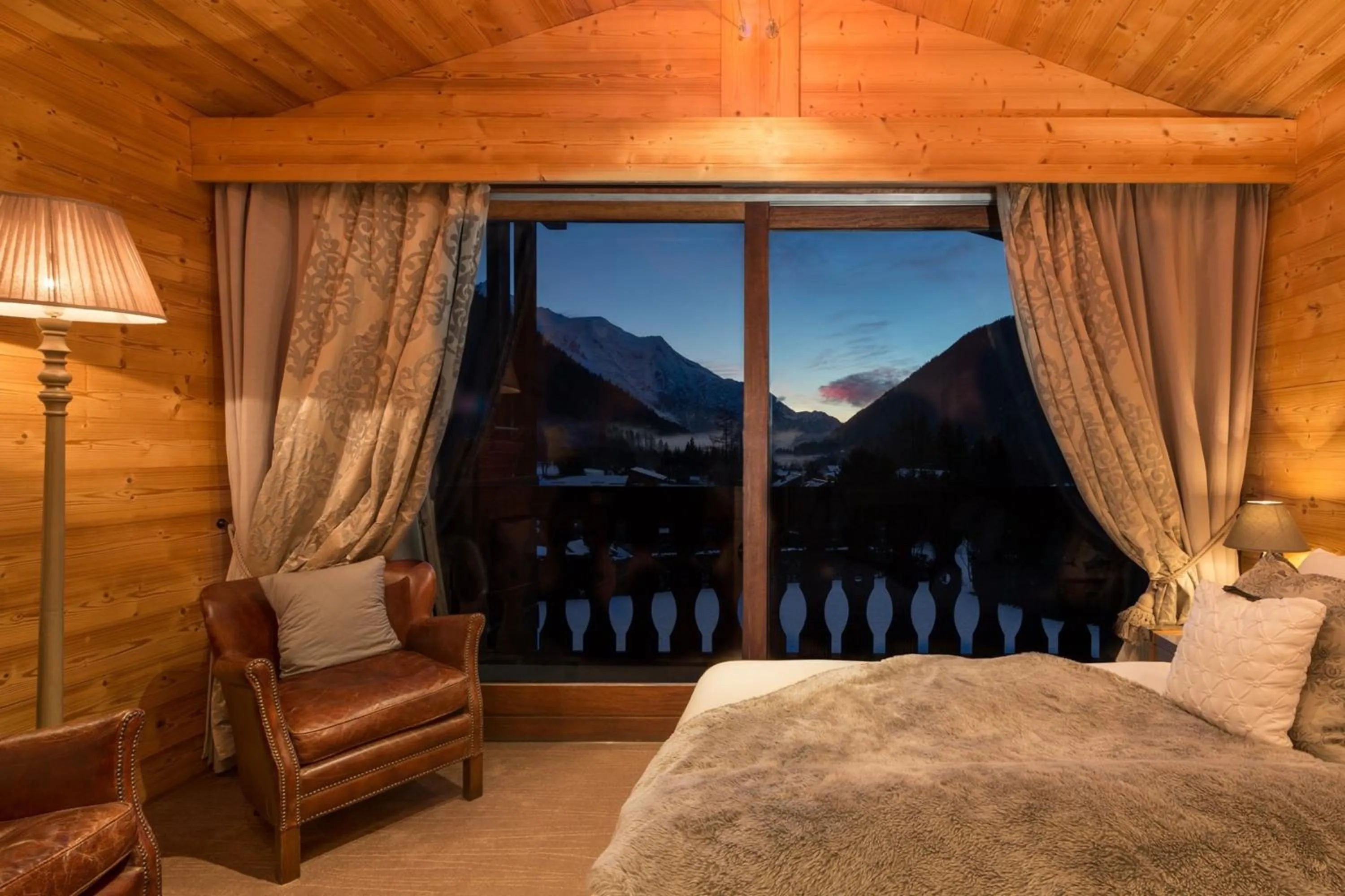 Photo of the whole room, Bed in Les Grands Montets Hotel & Spa