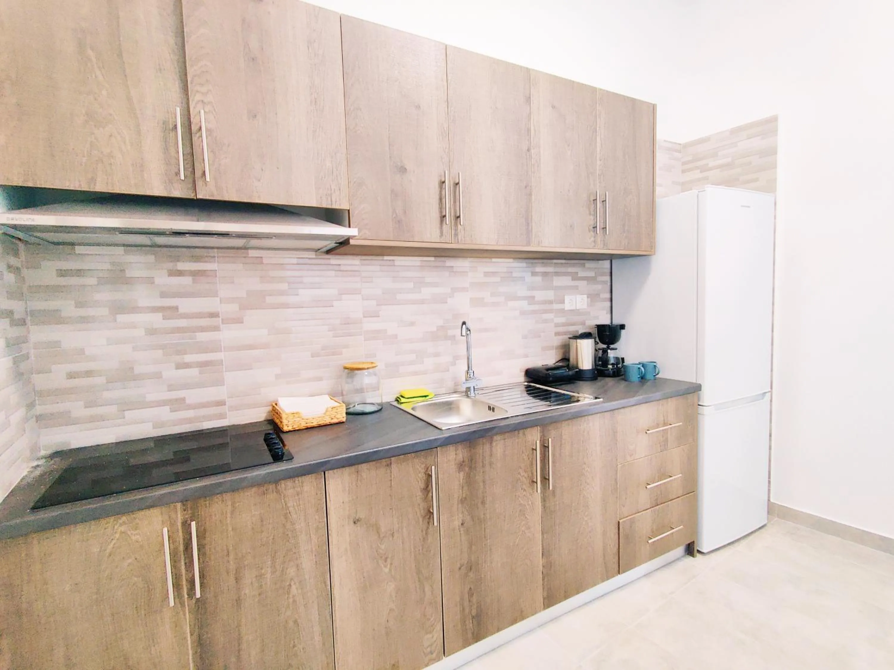 Kitchen or kitchenette in WSD Glory I Hotel Apartment