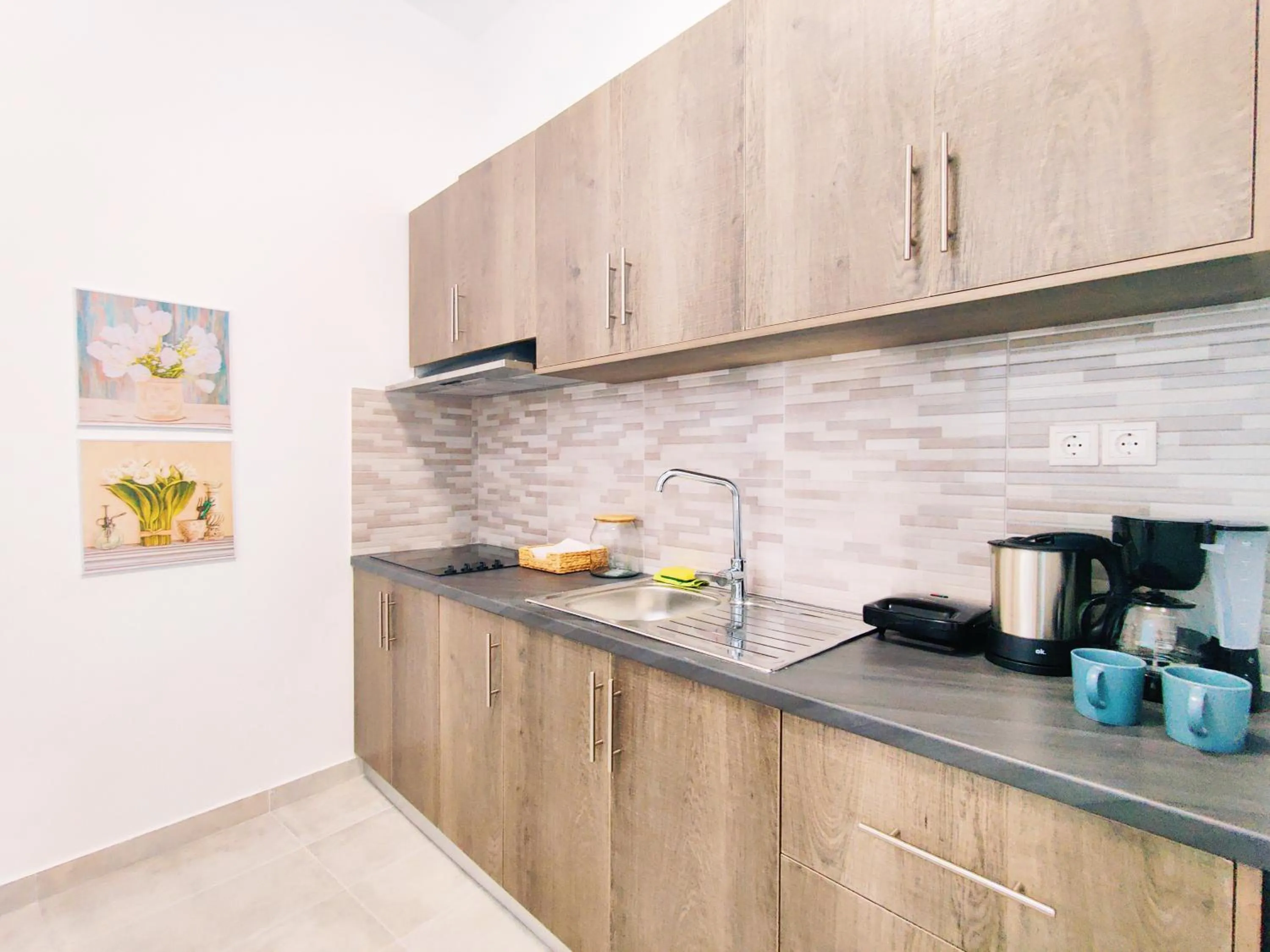 Kitchen or kitchenette in WSD Glory I Hotel Apartment