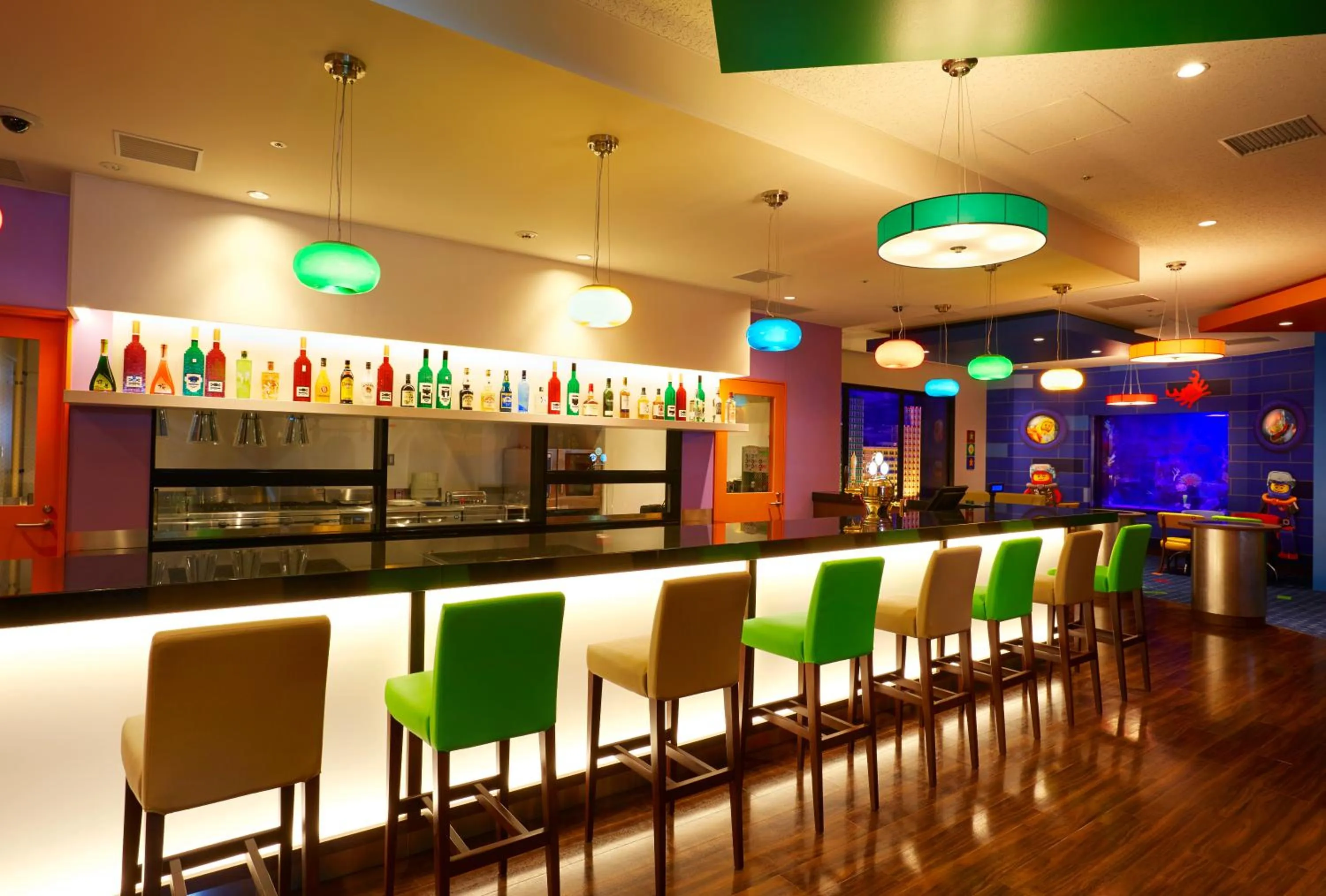 Lounge or bar in LEGOLAND New York Resort