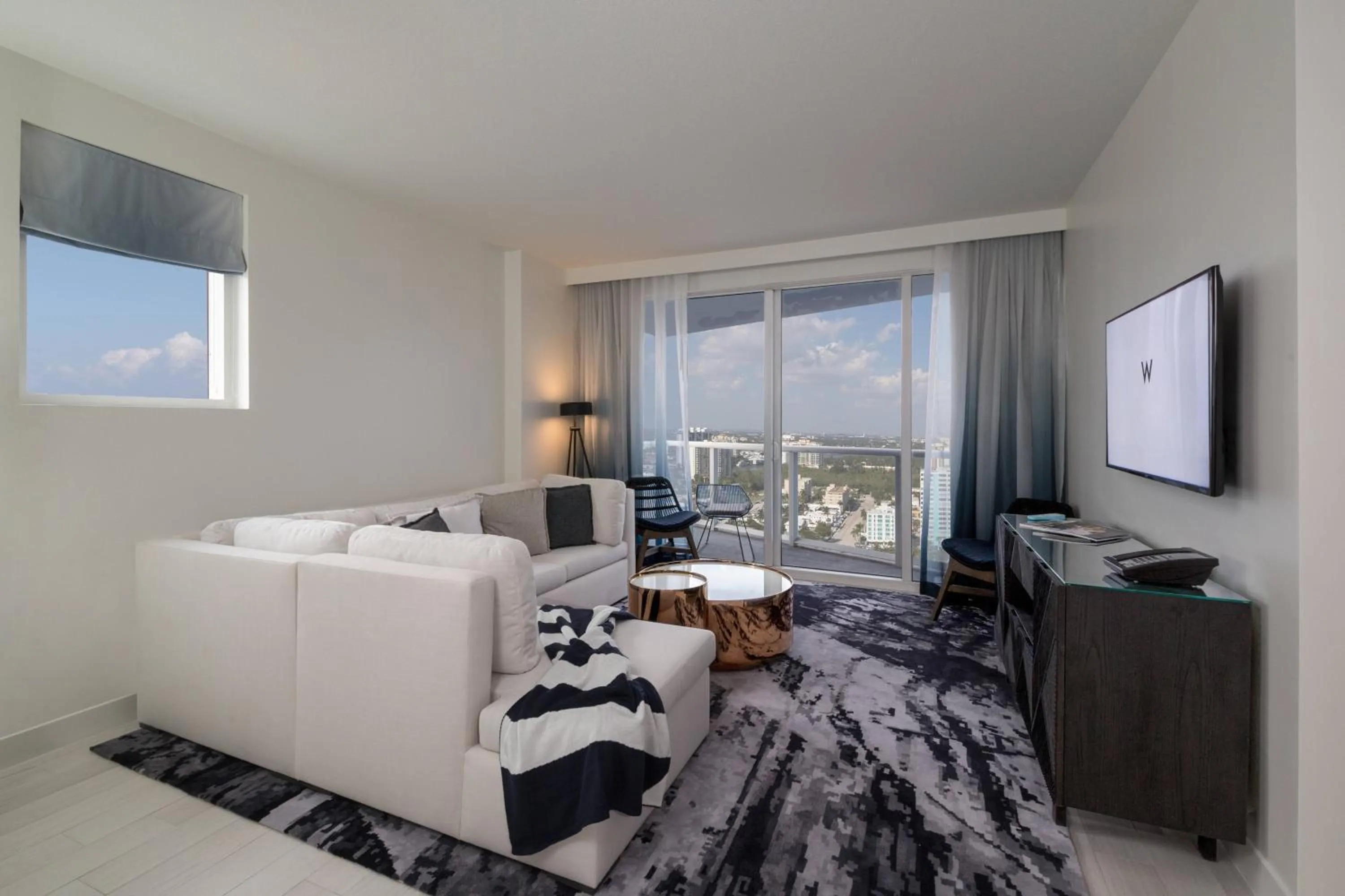 Living room in W Fort Lauderdale