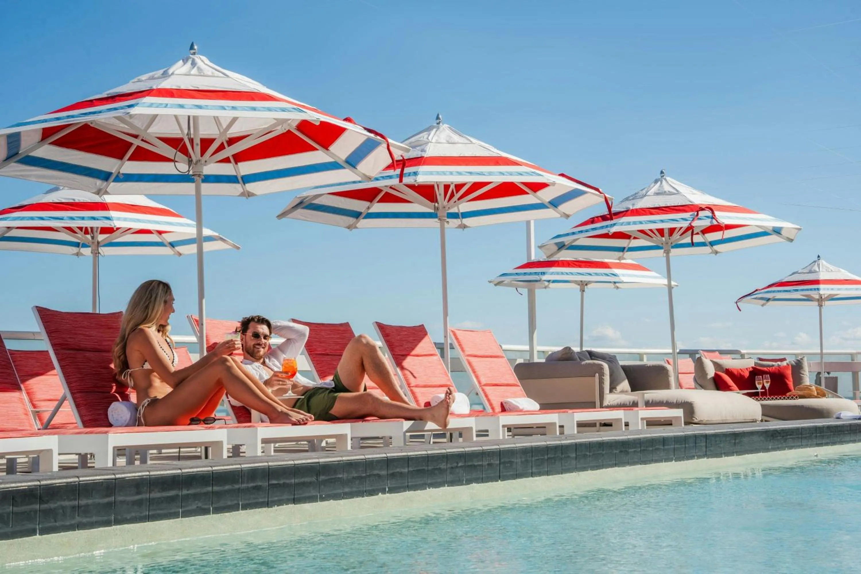 Swimming pool in W Fort Lauderdale