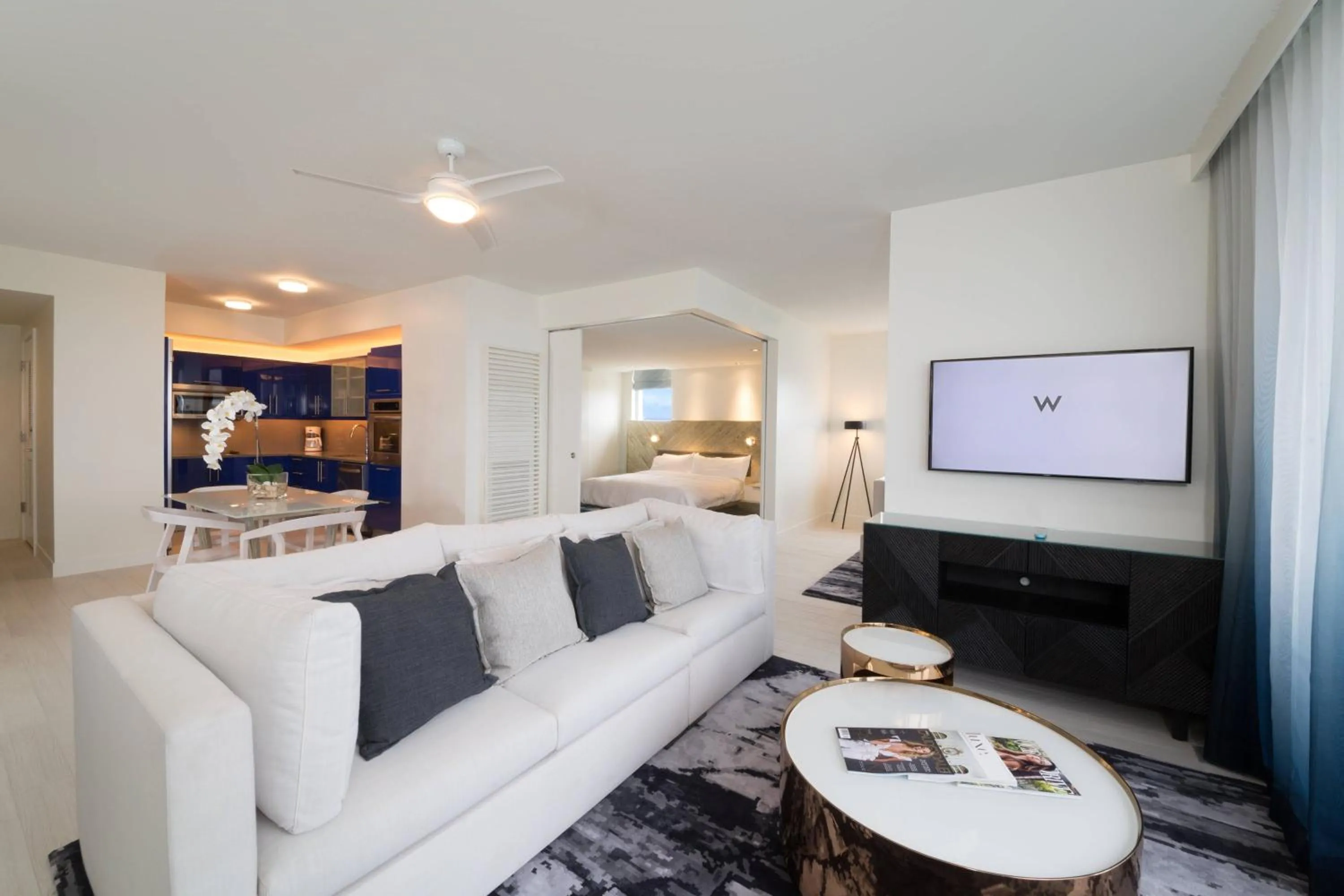 Living room in W Fort Lauderdale