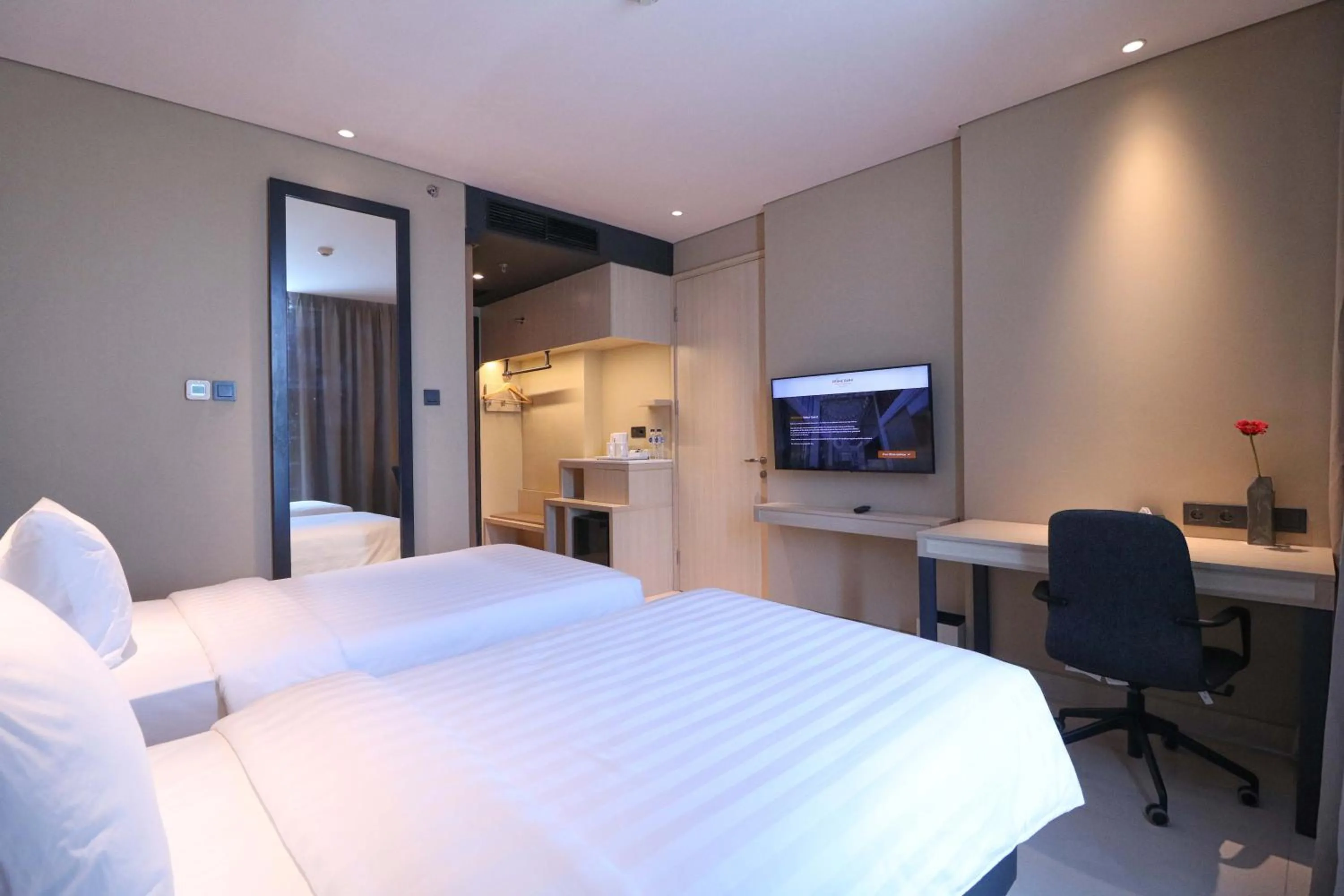 Bed in Prime Park Hotel & Convention Lombok