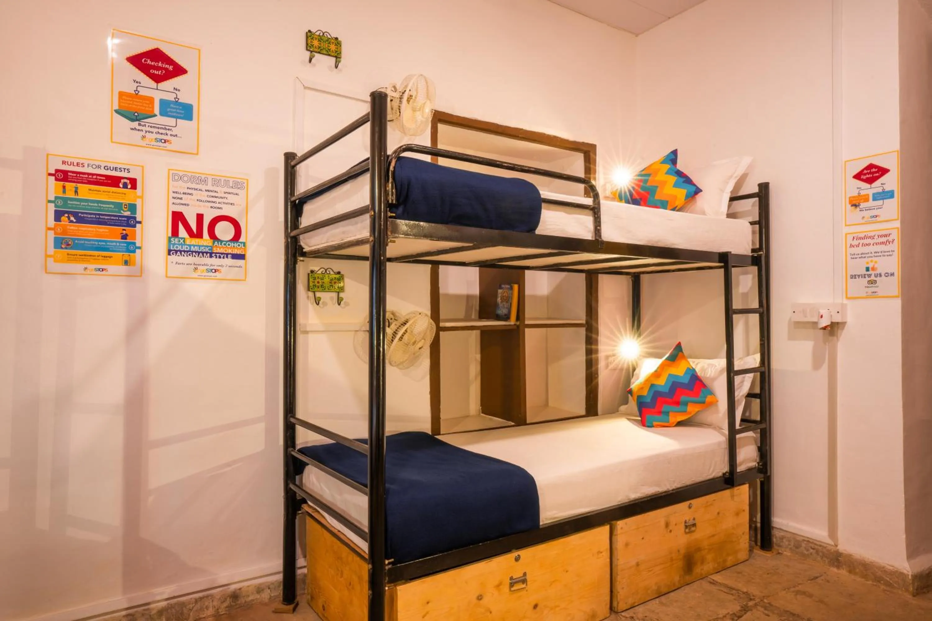 Bed in goSTOPS Lite Goa, Calangute