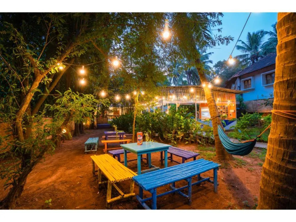 goSTOPS Lite Goa, Calangute