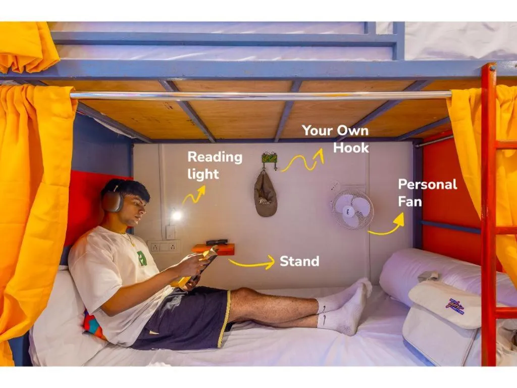 Bed in goSTOPS Lite Goa, Calangute