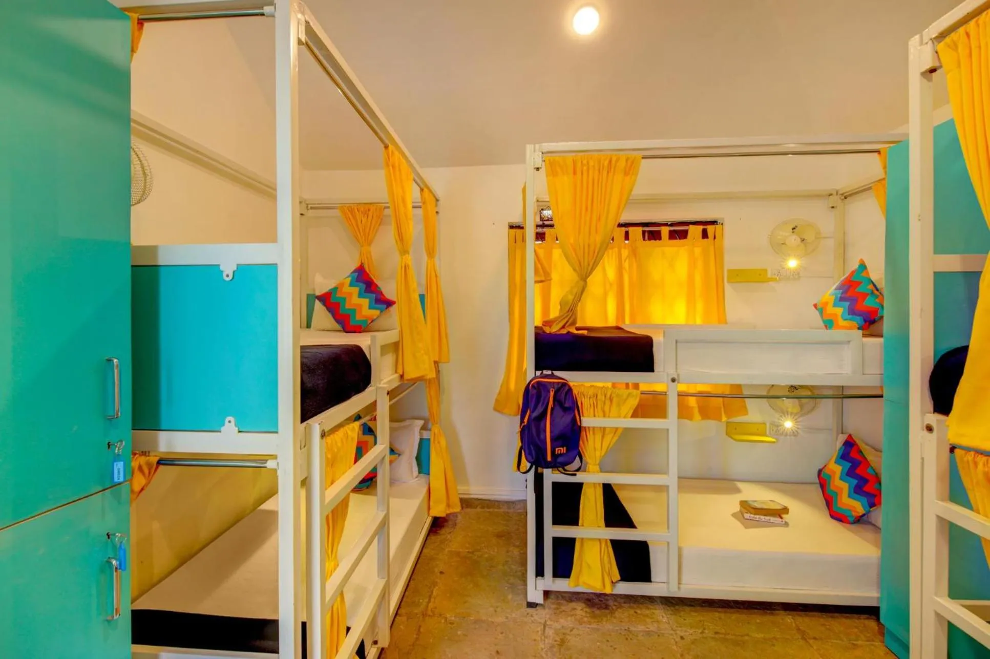 bunk bed, Bed in goSTOPS Lite Goa, Calangute