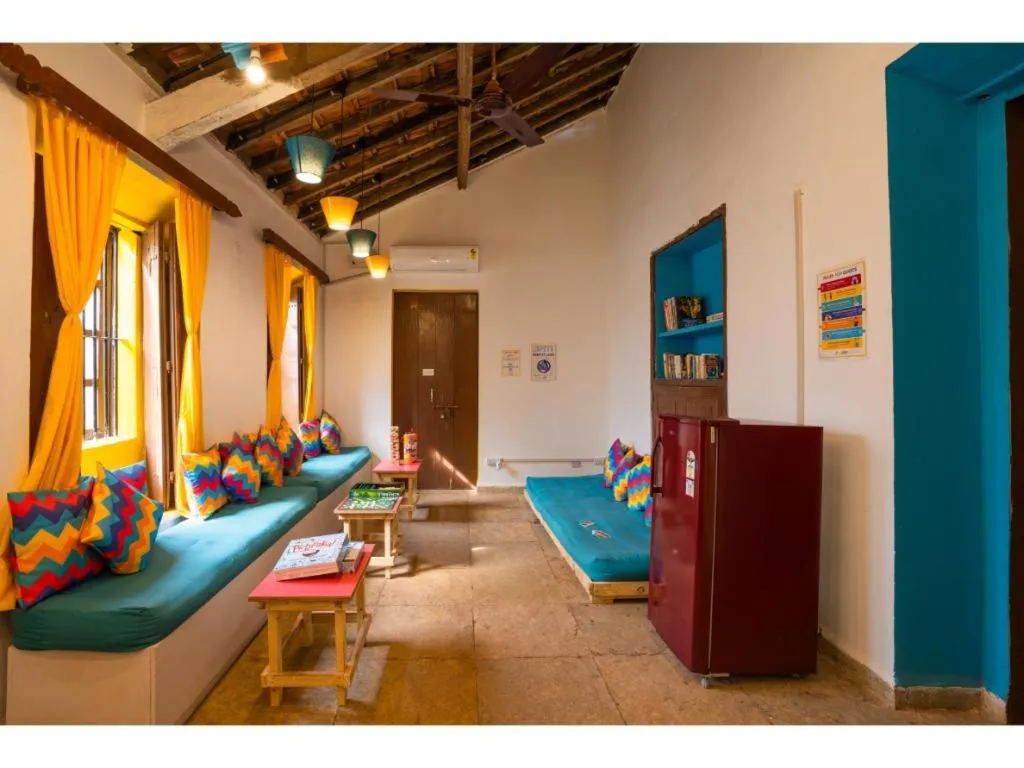 goSTOPS Lite Goa, Calangute