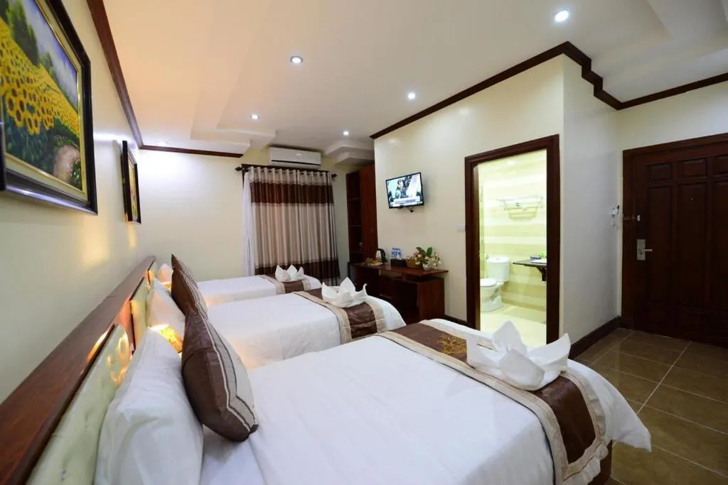 Bed in Vientiane Luxury Hotel