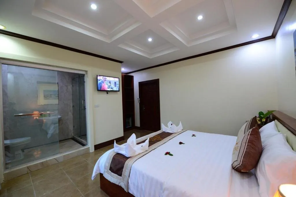 Bed in Vientiane Luxury Hotel