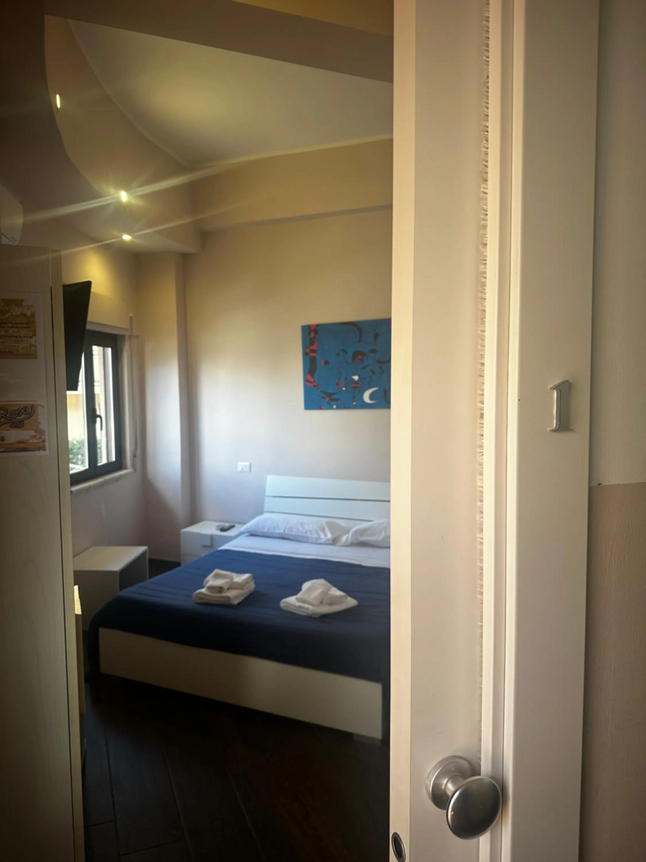 Photo of the whole room, Bed in B&B Scilla Town