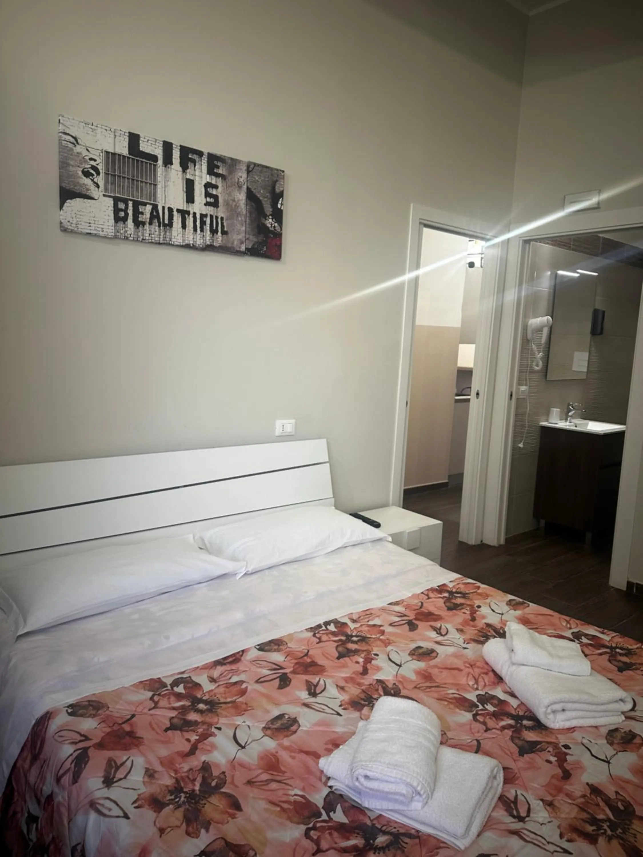 Photo of the whole room, Bed in B&B Scilla Town