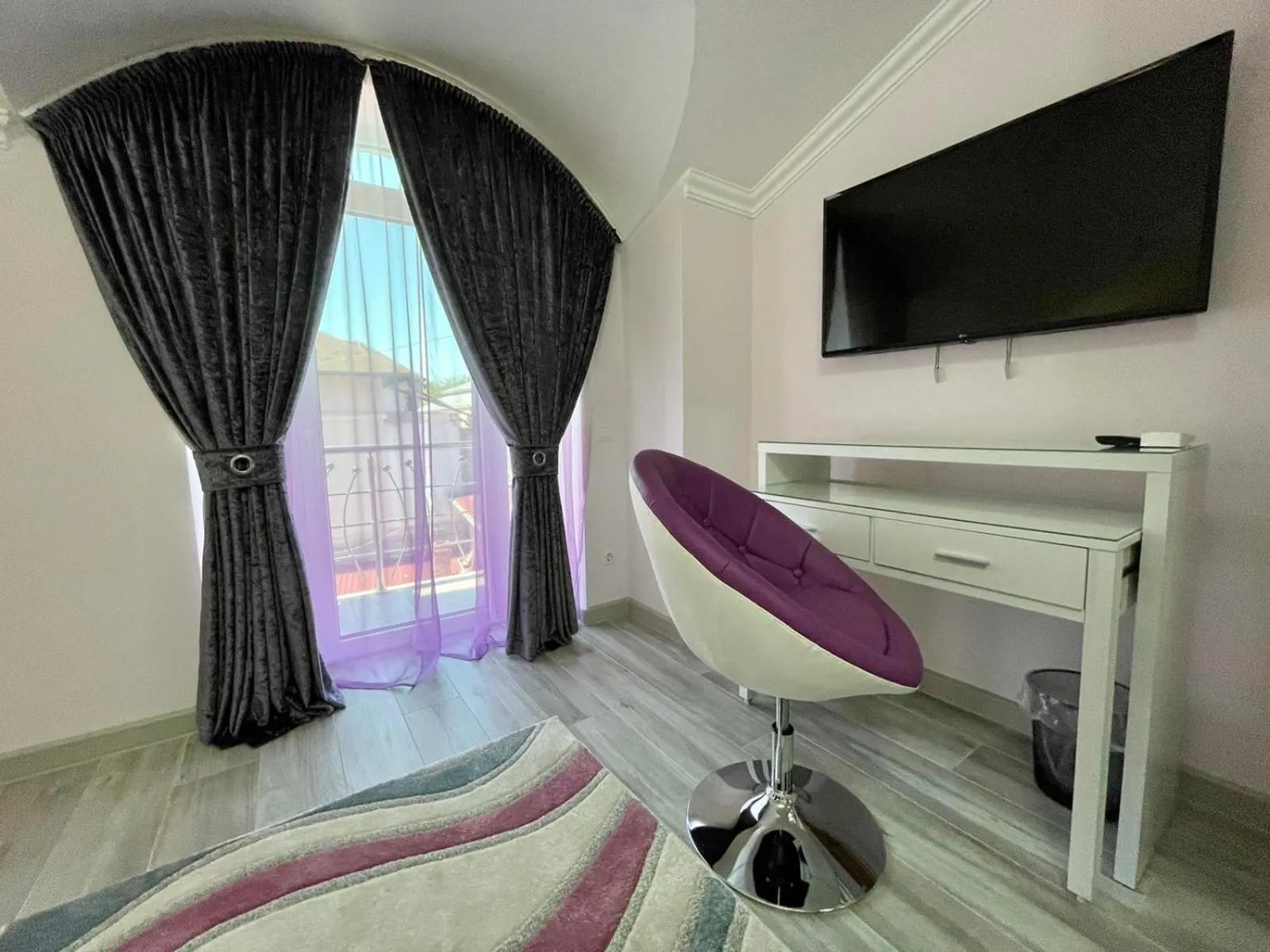 Photo of the whole room, Bed in Premier City Apart Hotel Chisinau
