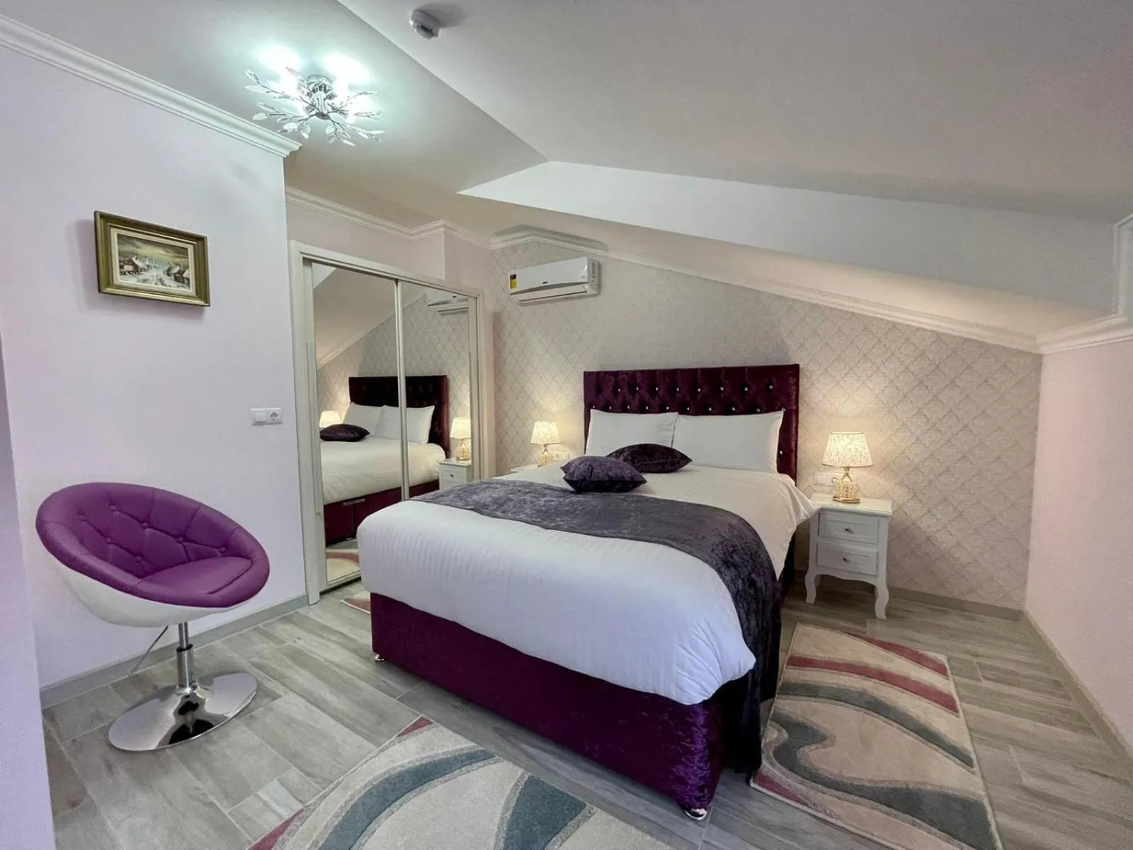 Bed in Premier City Apart Hotel Chisinau