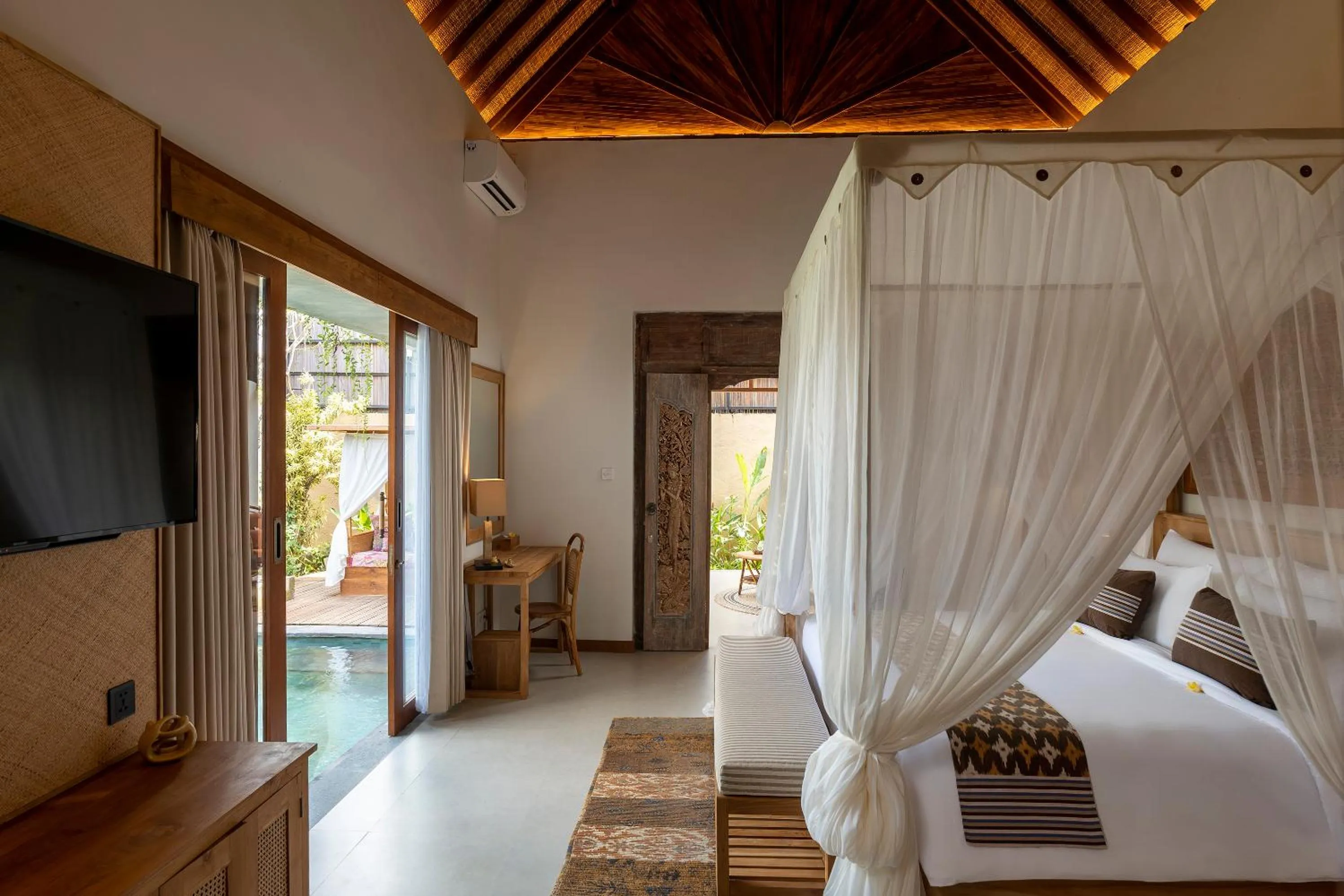 Photo of the whole room, Bed in Vije Boutique Resort & Spa